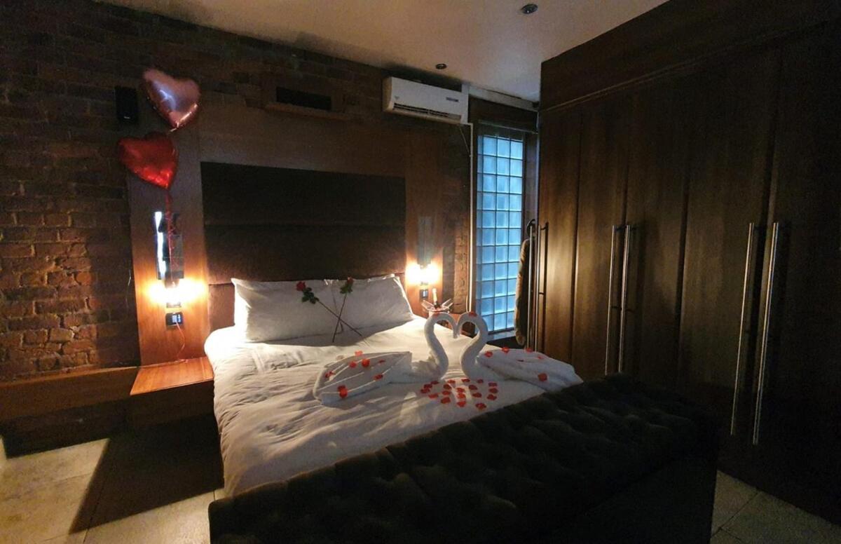 The Famous Floor Sleeps 26 And Group Acc Sleeps30 Apartment *