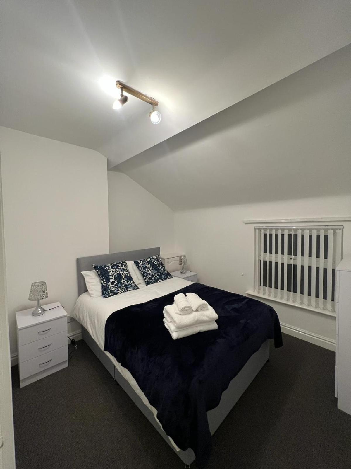 7 Greenfield Road *
