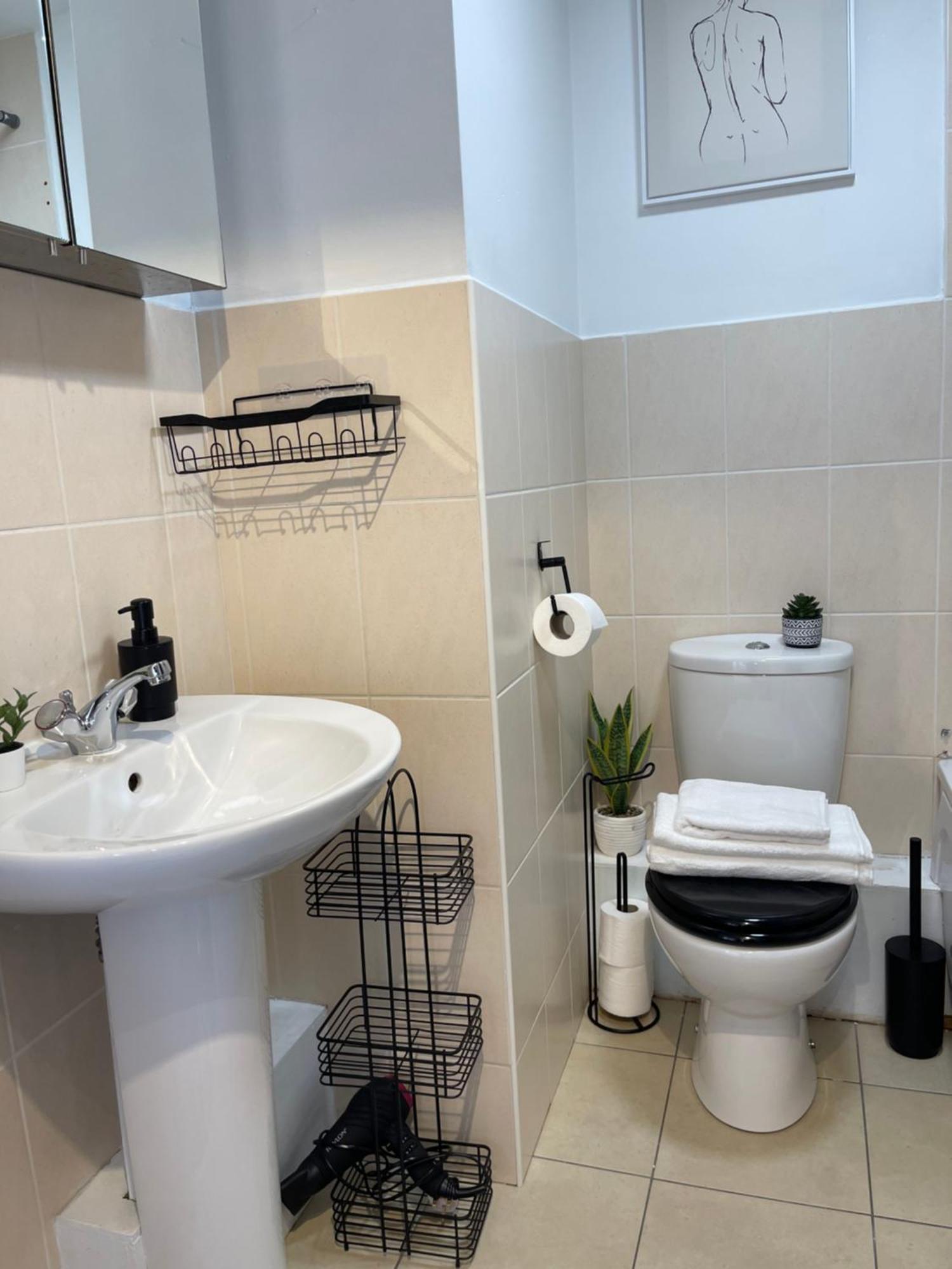 Apartment Centre 2 Bed Free Parking
