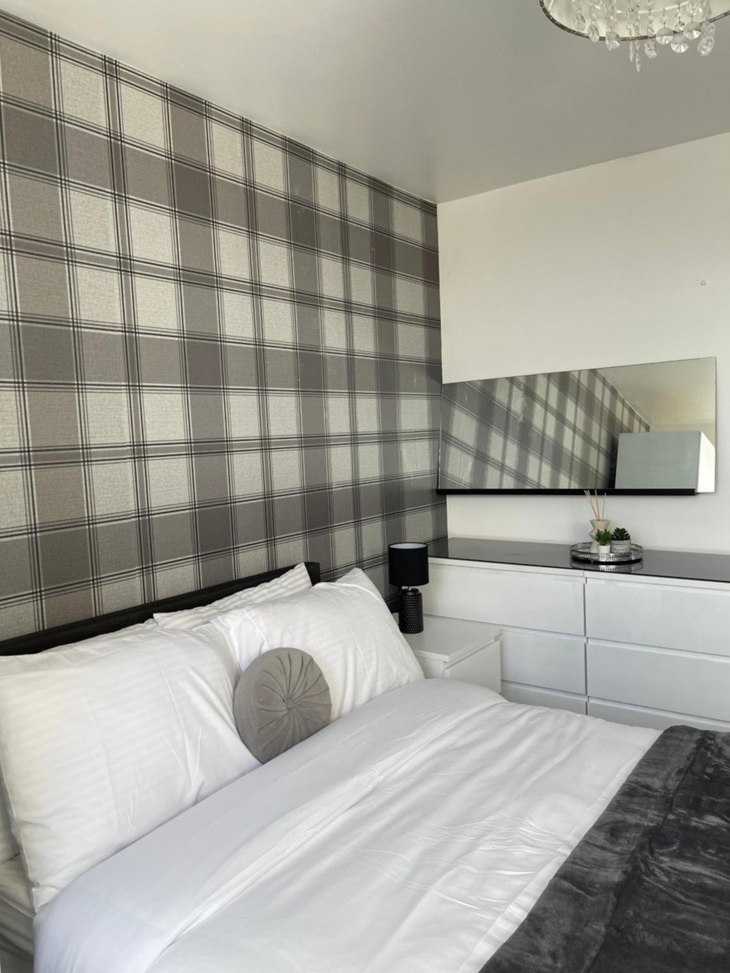 Centre 2 Bed Free Parking * Liverpool