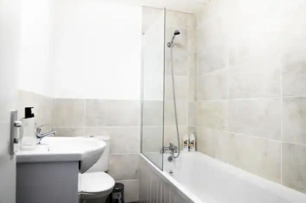 Bright 4br Home, Perfect For Groups Apartment Liverpool