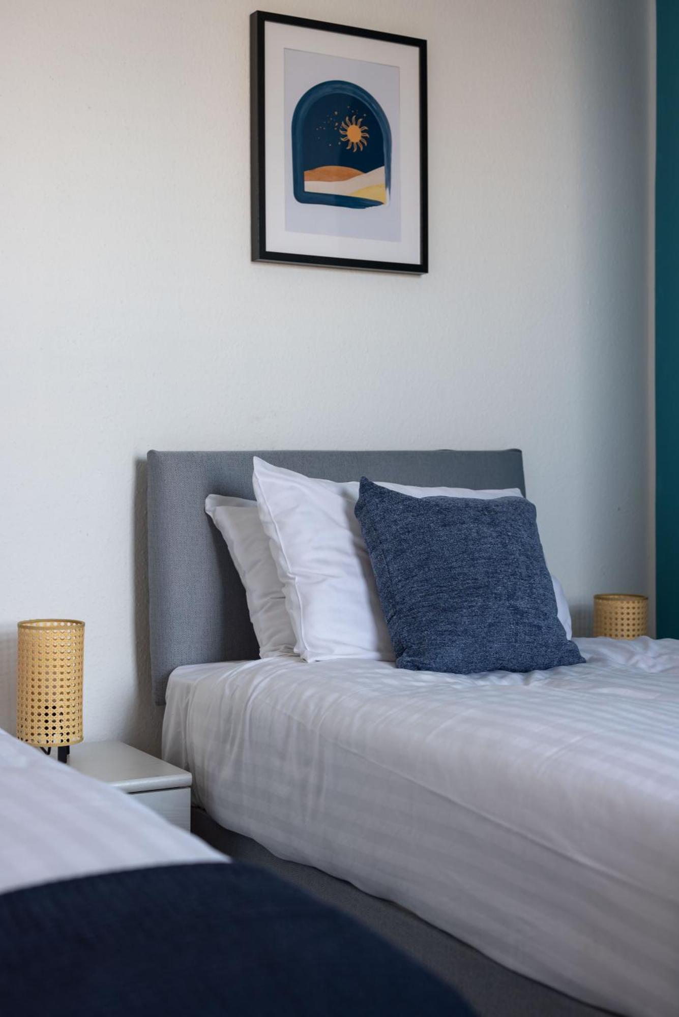 St Davids House - Air Host & - 4 Bedrooms *