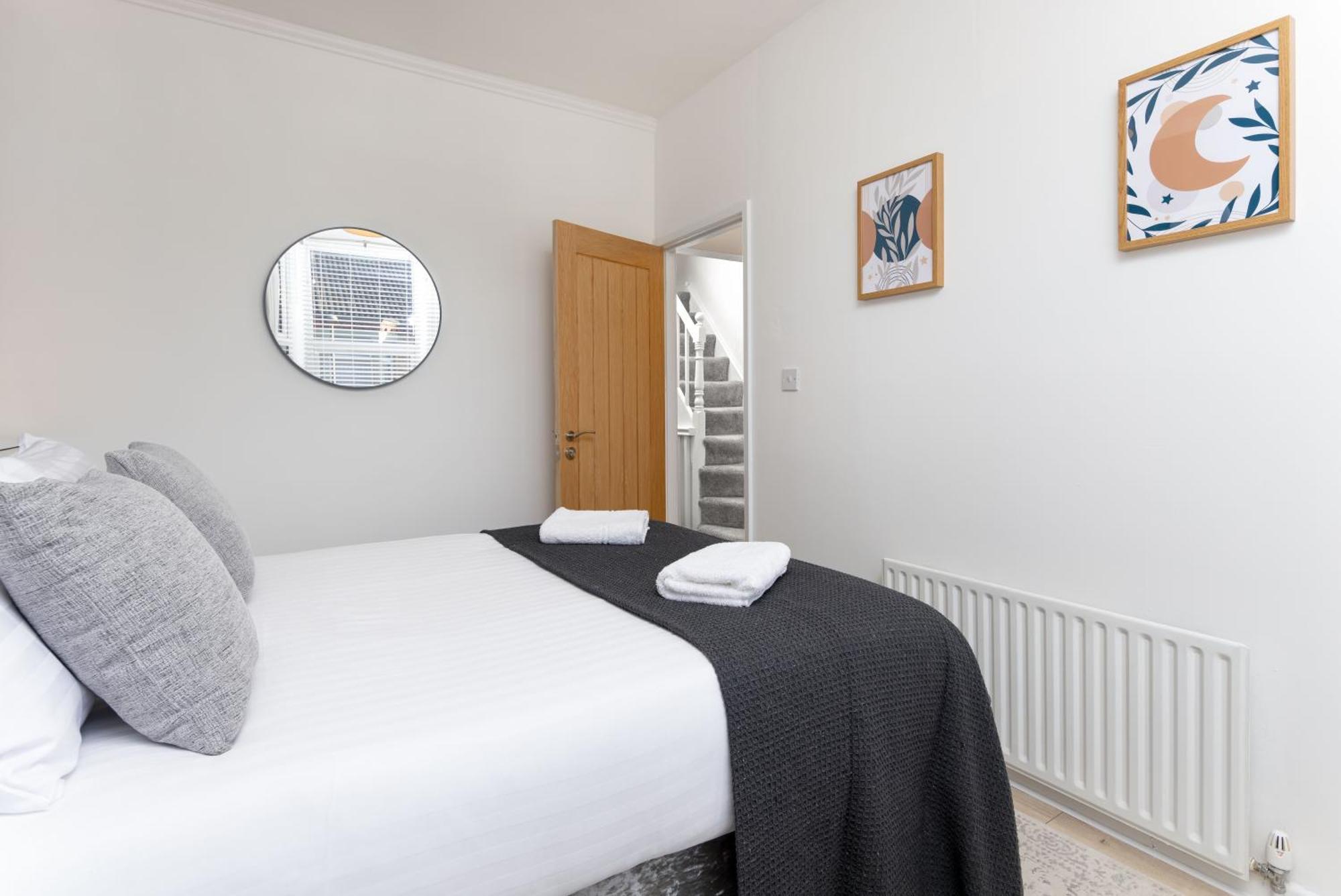 St Davids House - Air Host & - 4 Bedrooms Holiday home Liverpool