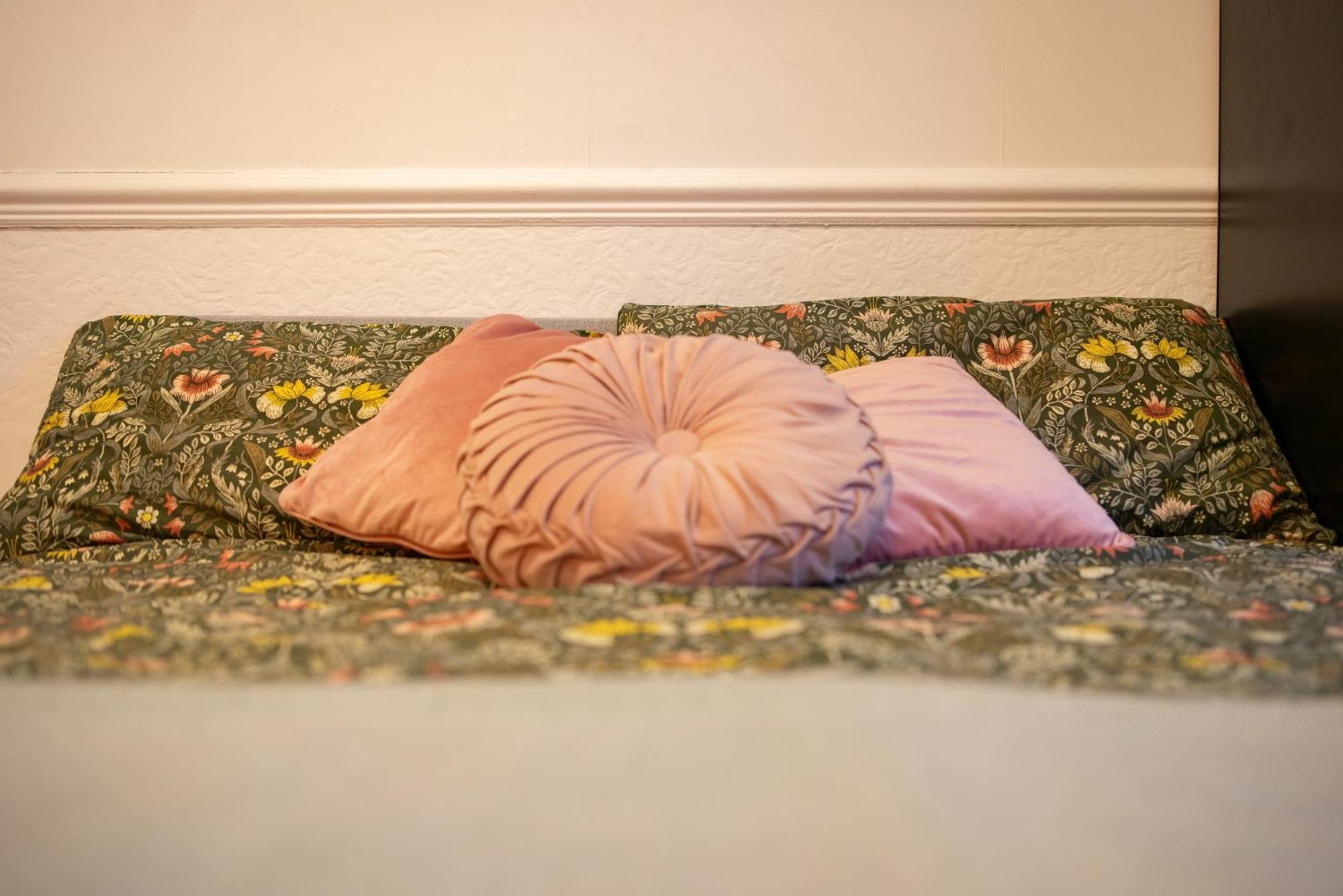 Cozy In Shared Near Anfield Stadium With Parking And Wifi Homestay Liverpool