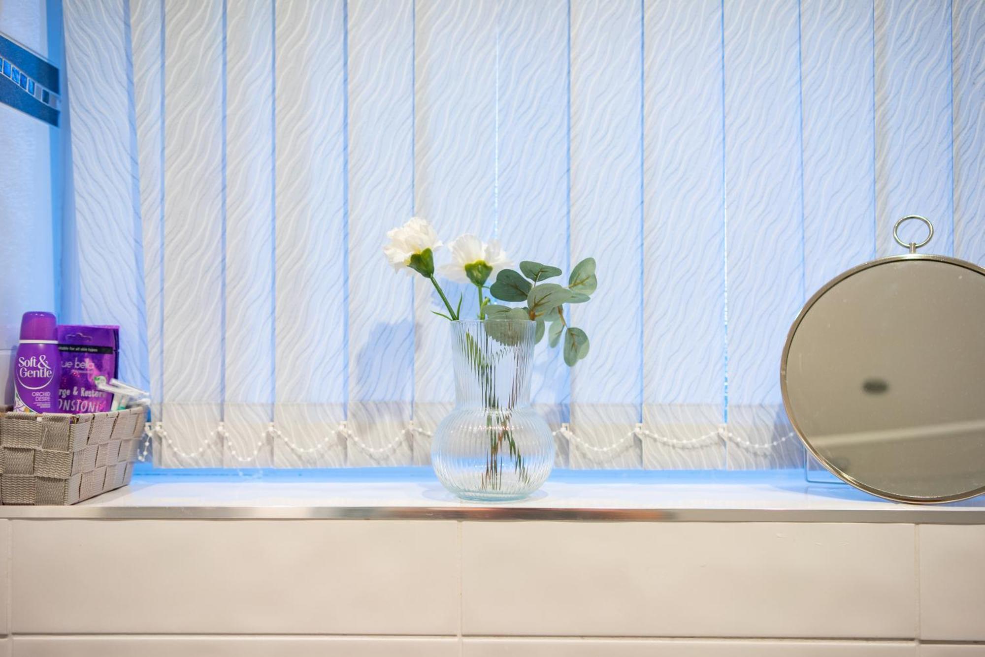 Cozy In Shared Near Anfield Stadium With Parking And Wifi Homestay Liverpool