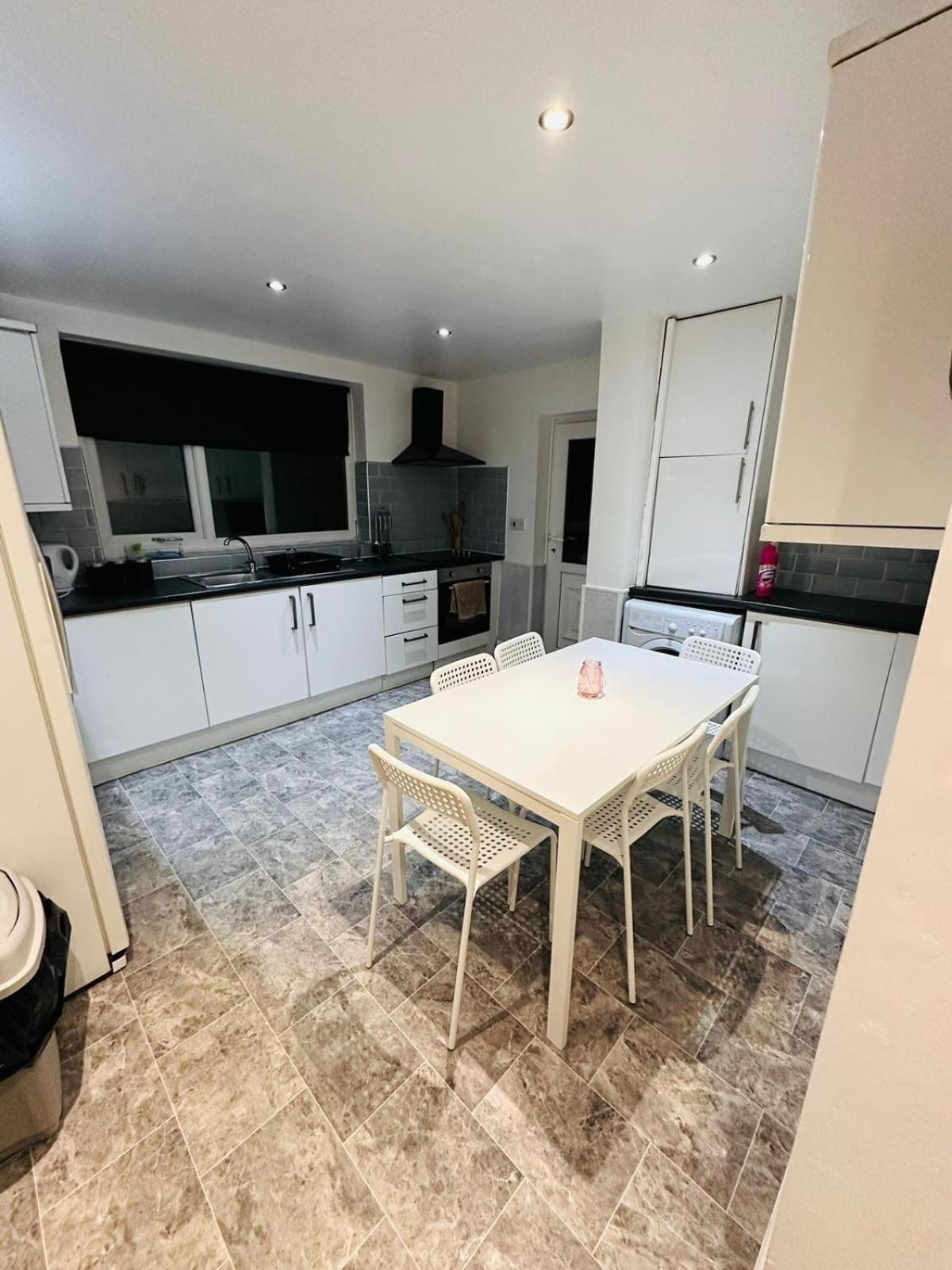 Melior Grandiose Liverpool