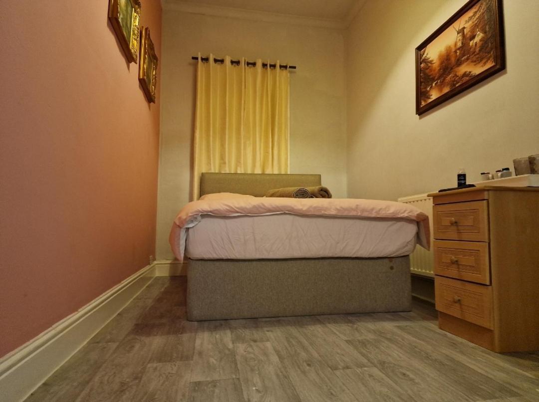 Arklesfcliverpool Guest house *