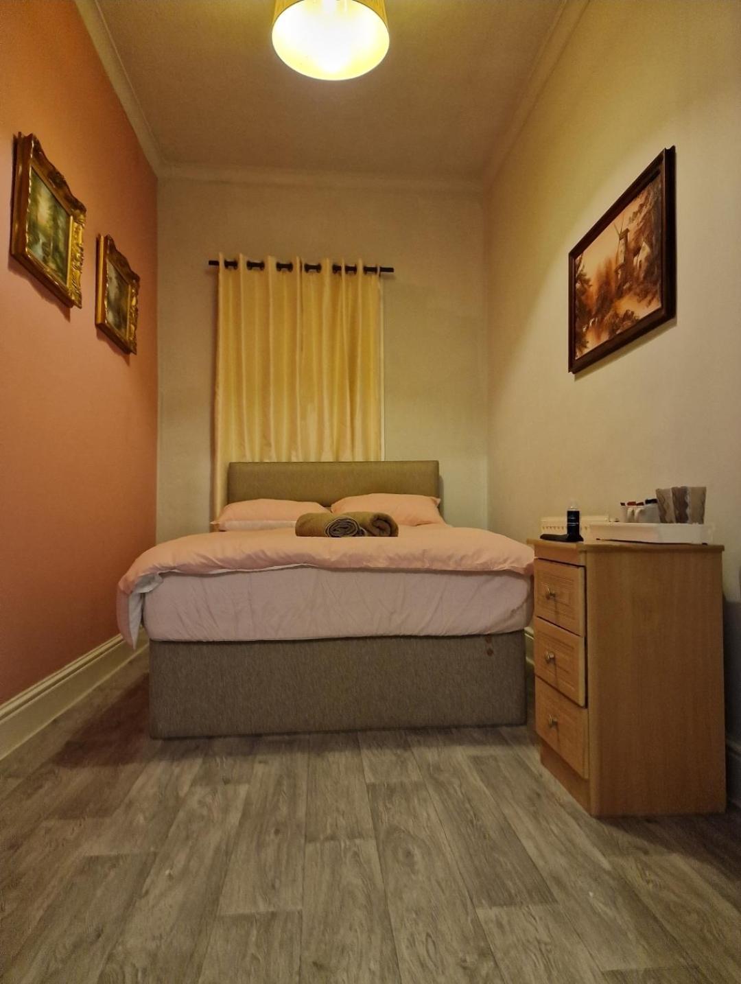 Guest house Arklesfcliverpool *