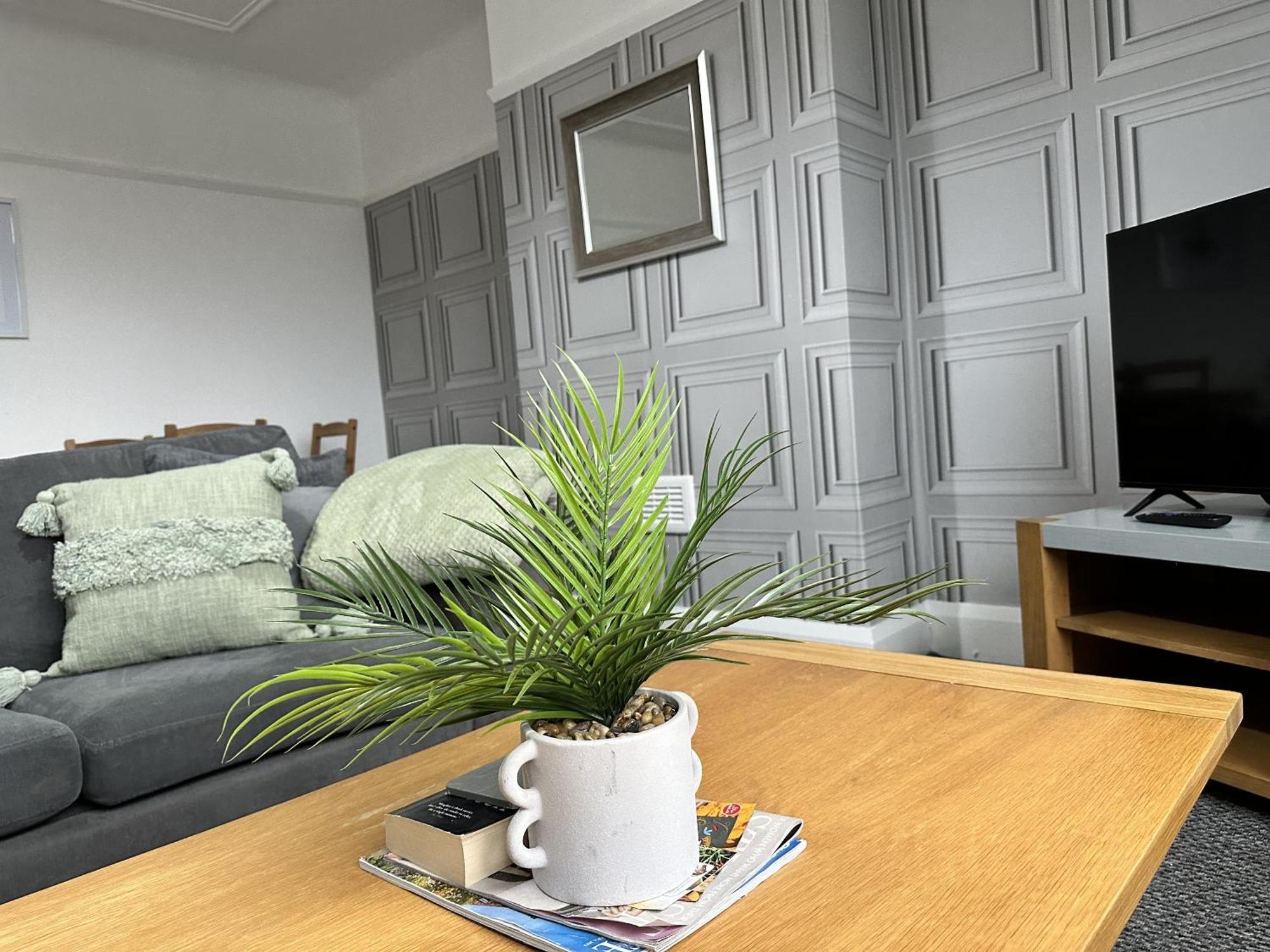 Apartment Charming Near Broad Green Hospital Liverpool