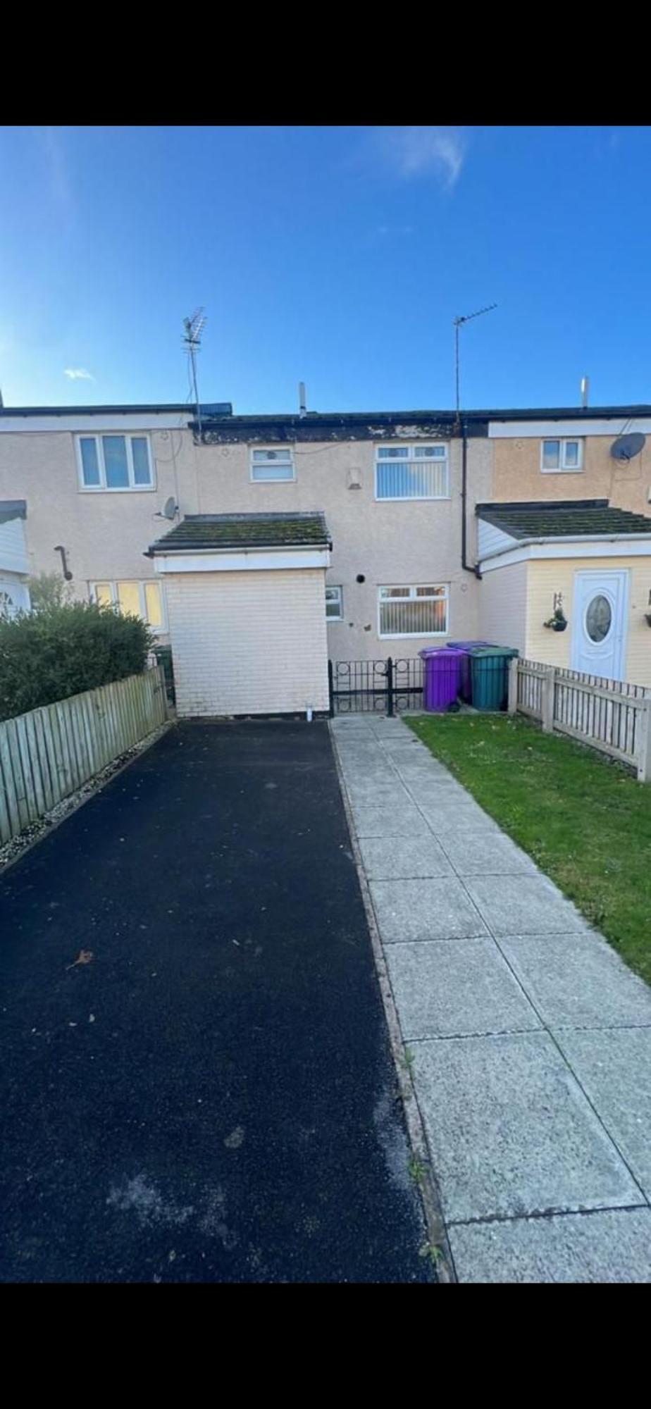 Entire 3 Bedrooom Holiday home *