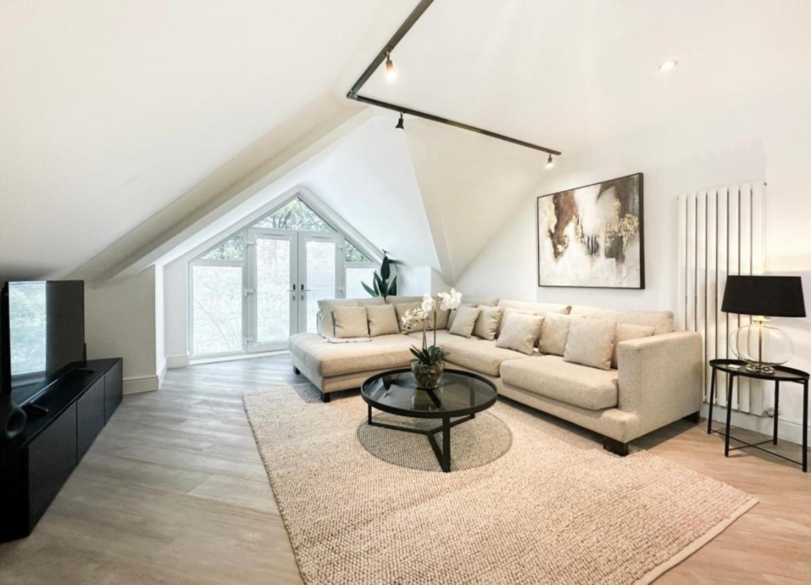 Apartment 2 Bedroomed By Sefton Park And Spire Hospital *