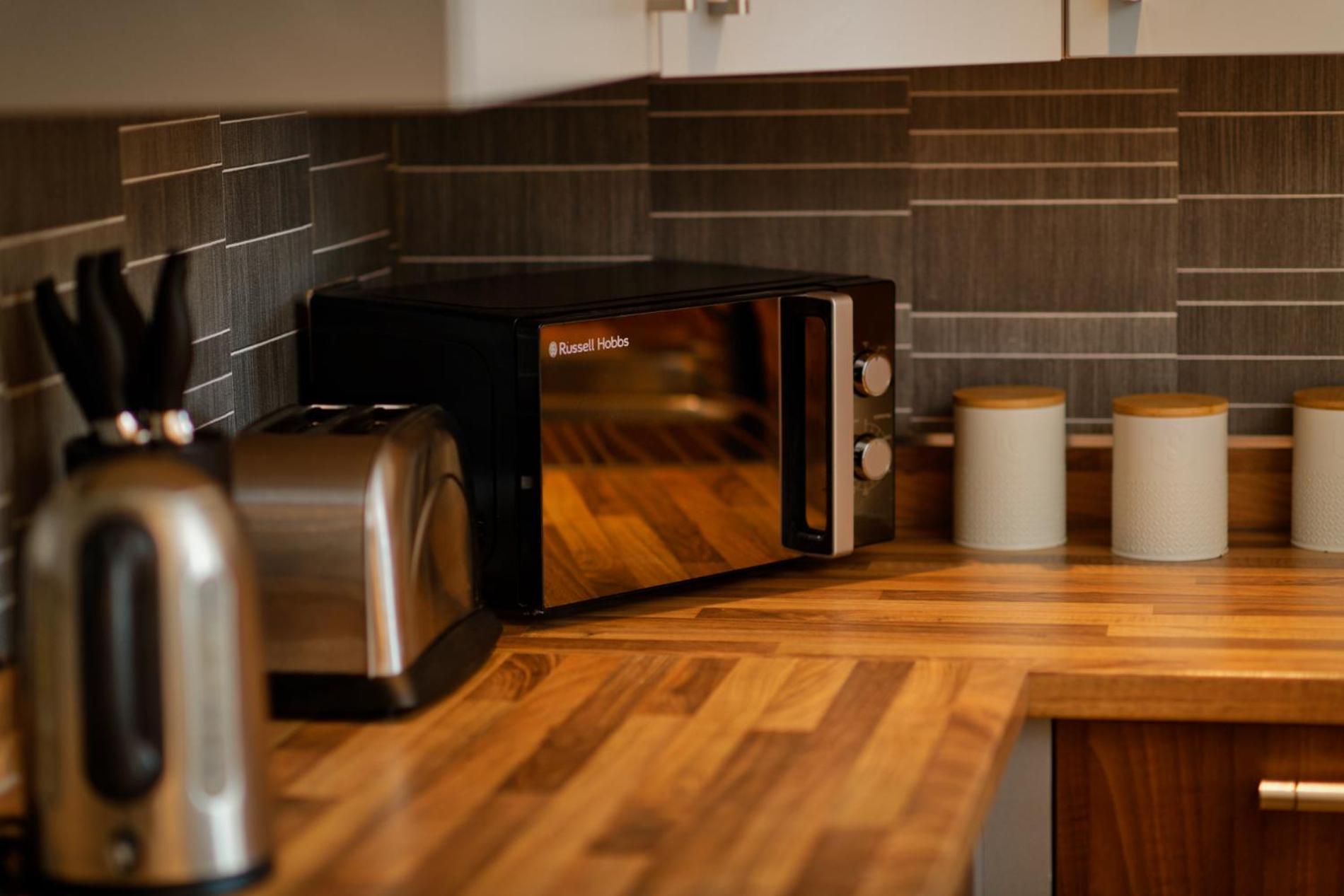 Sidemersey Livings- Convenient And 2-bedroom Haven In L1 Apartment