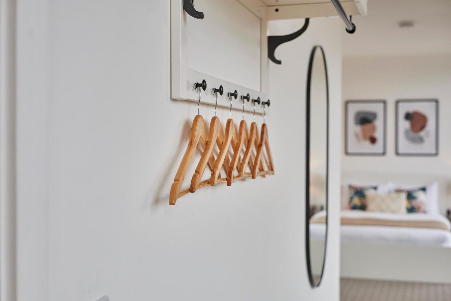 Host & - The Knight Street Penthouses