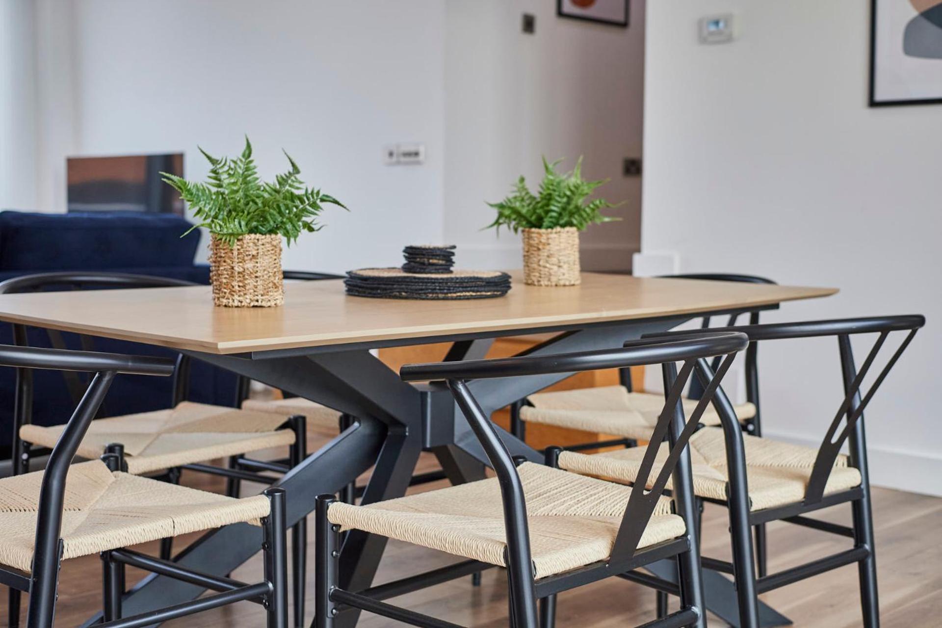 Host & - The Knight Street Penthouses Apartment