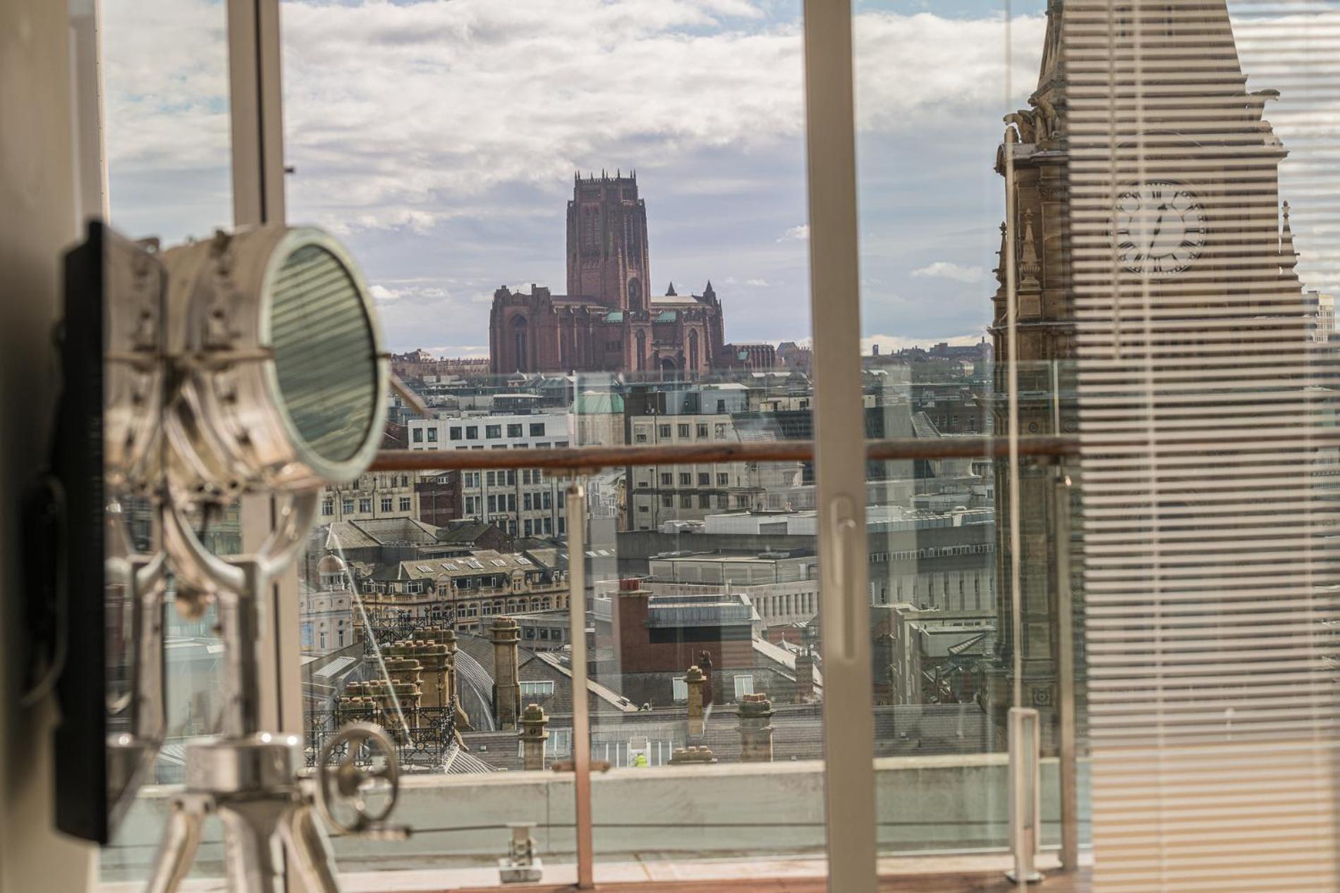 Sidemersey Livings- Unmatched Panoramic Views, Secure Parking, Beautiful Balcony- A To Remember Apartment *