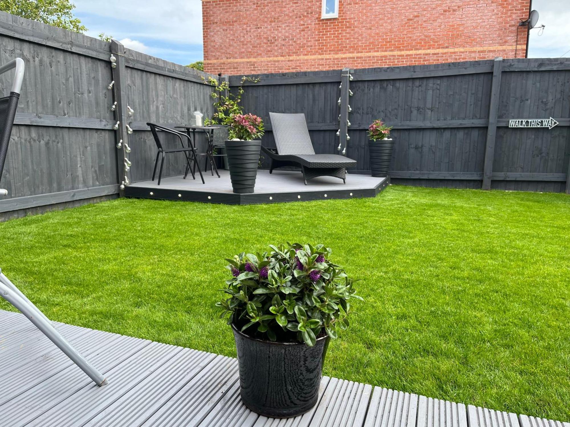 Anfield Parkview: Family With Garden Holiday home Liverpool