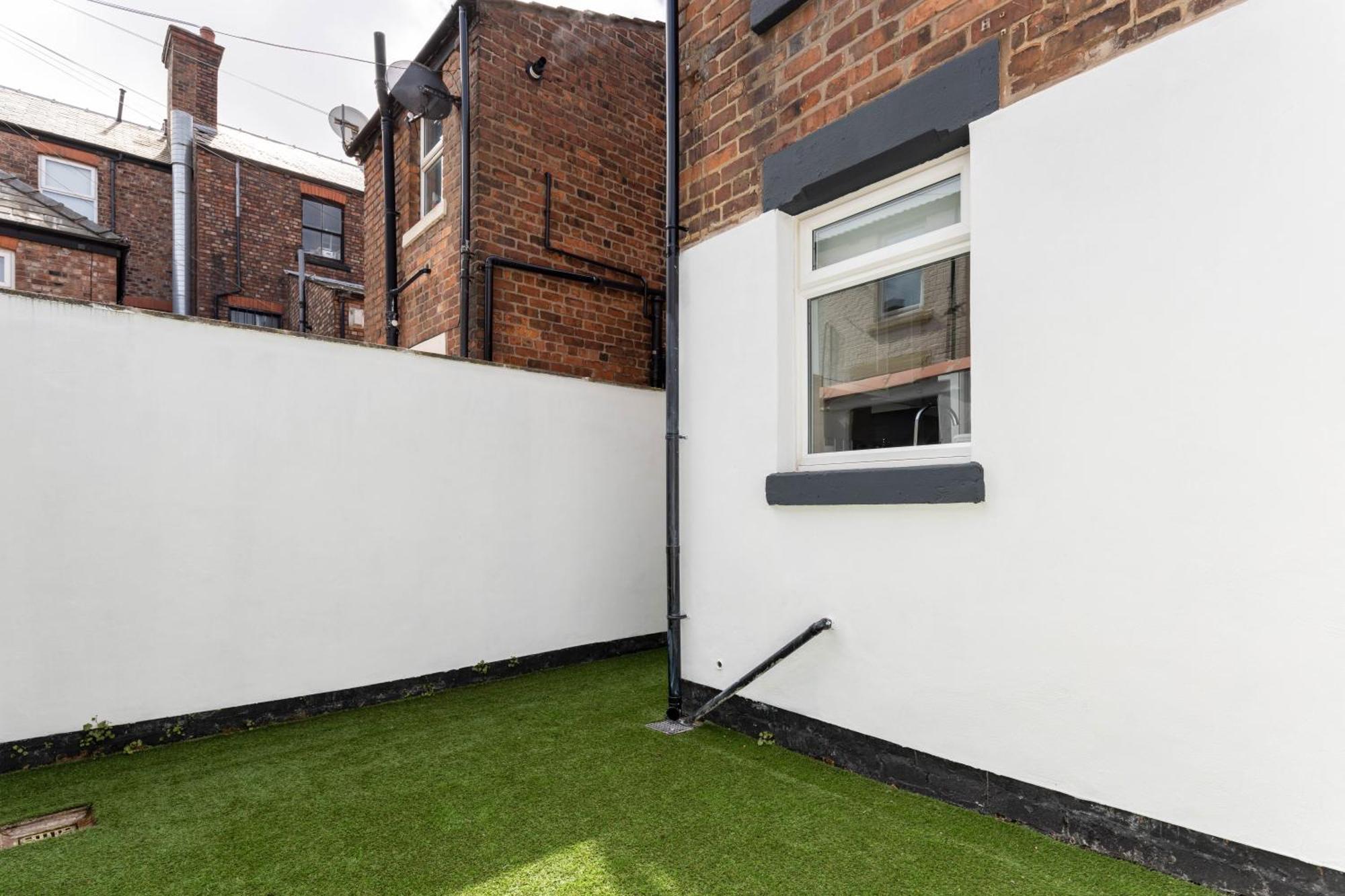 Penny Lane Modern Retreat Liverpool