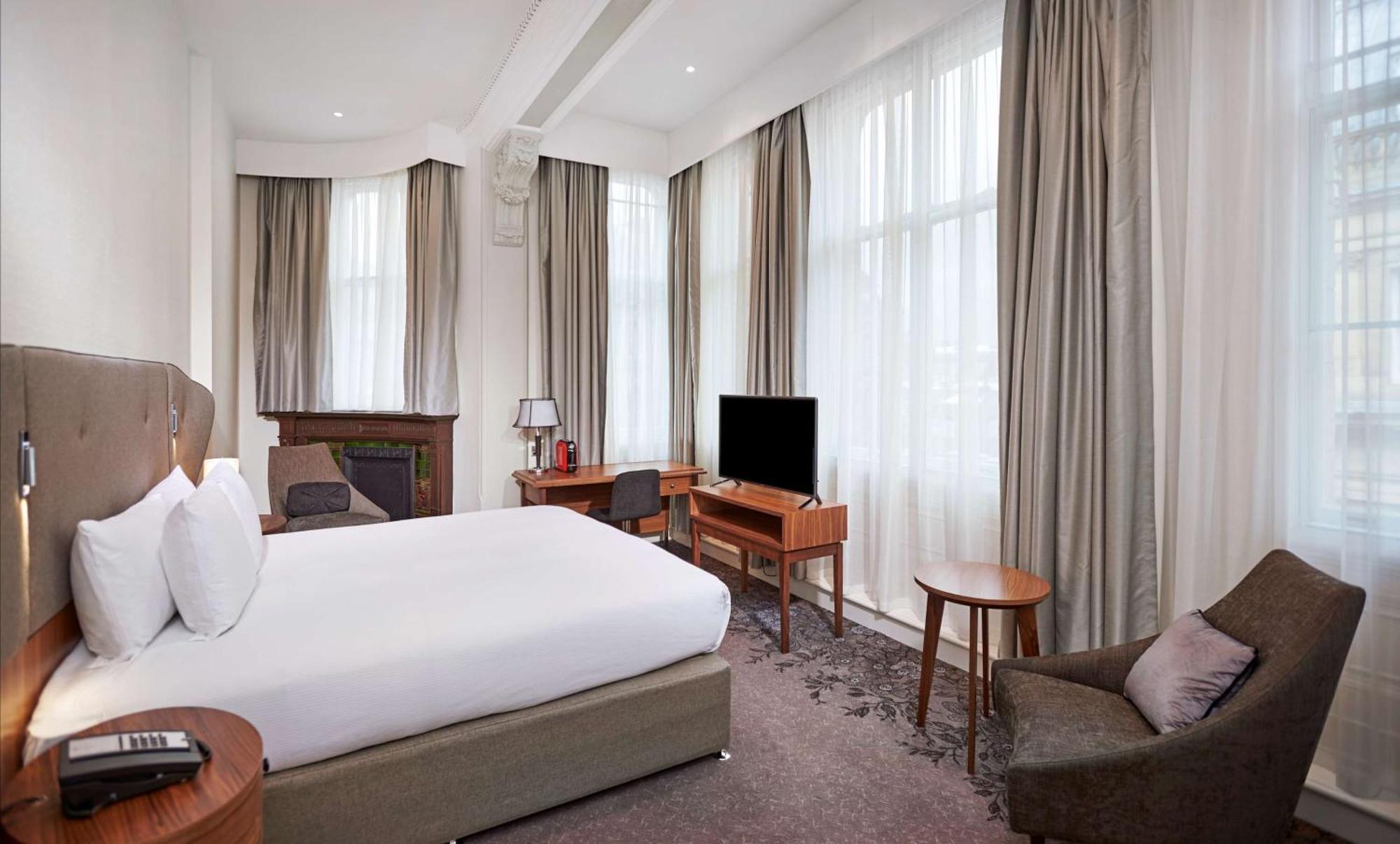 Doubletree By Hilton & Hotel Liverpool