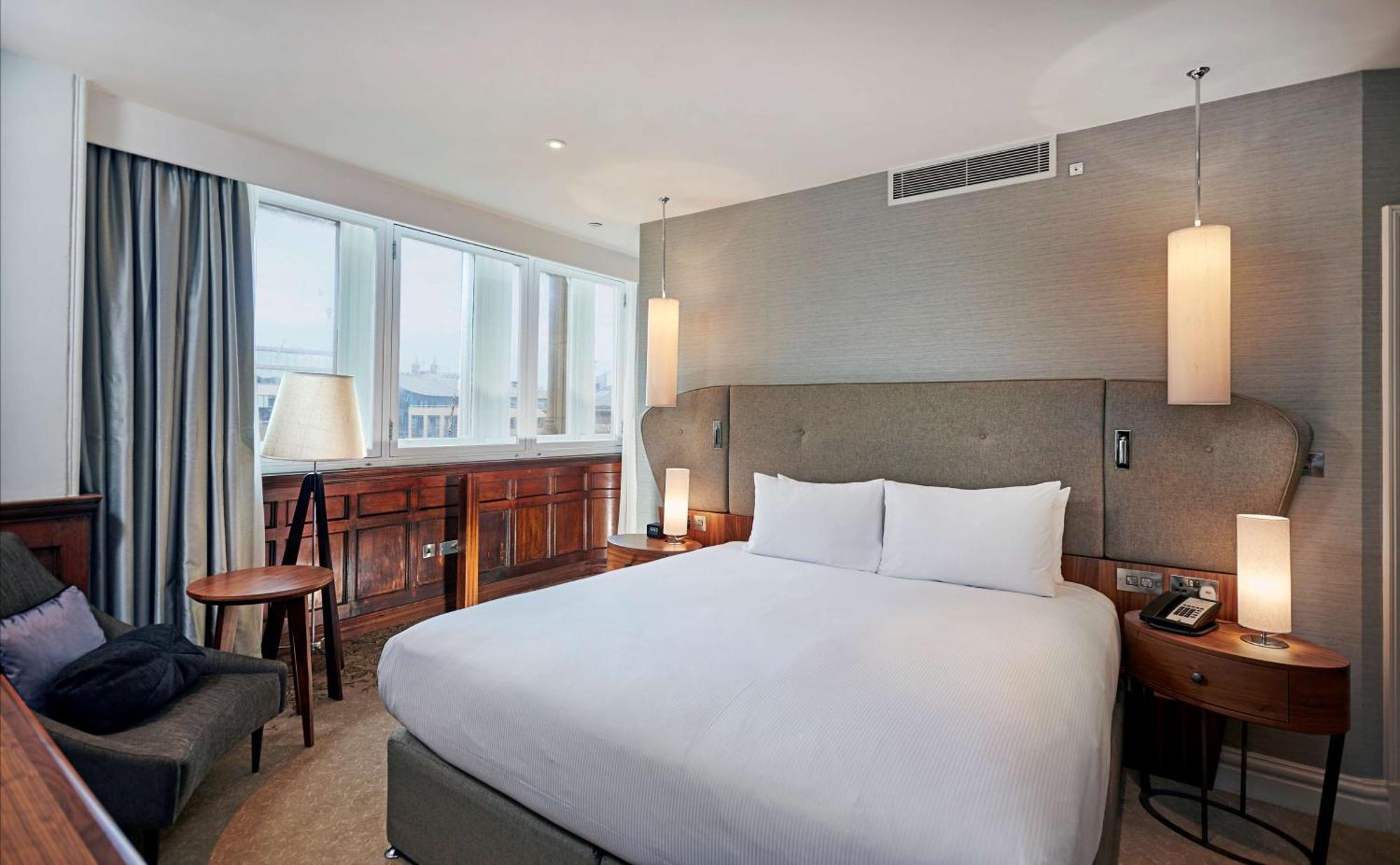 Hotel Doubletree By Hilton & 4*