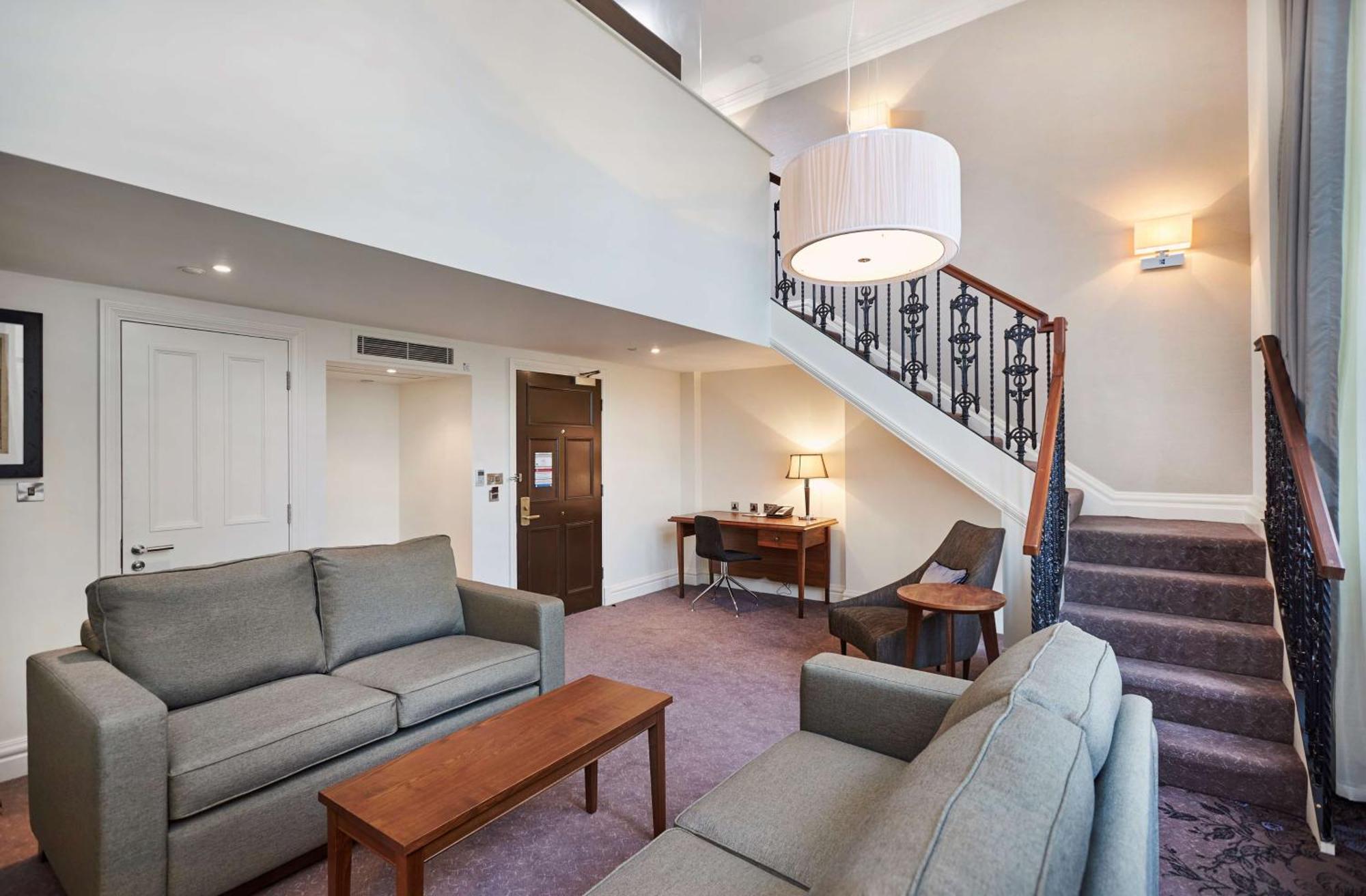 Doubletree By Hilton &