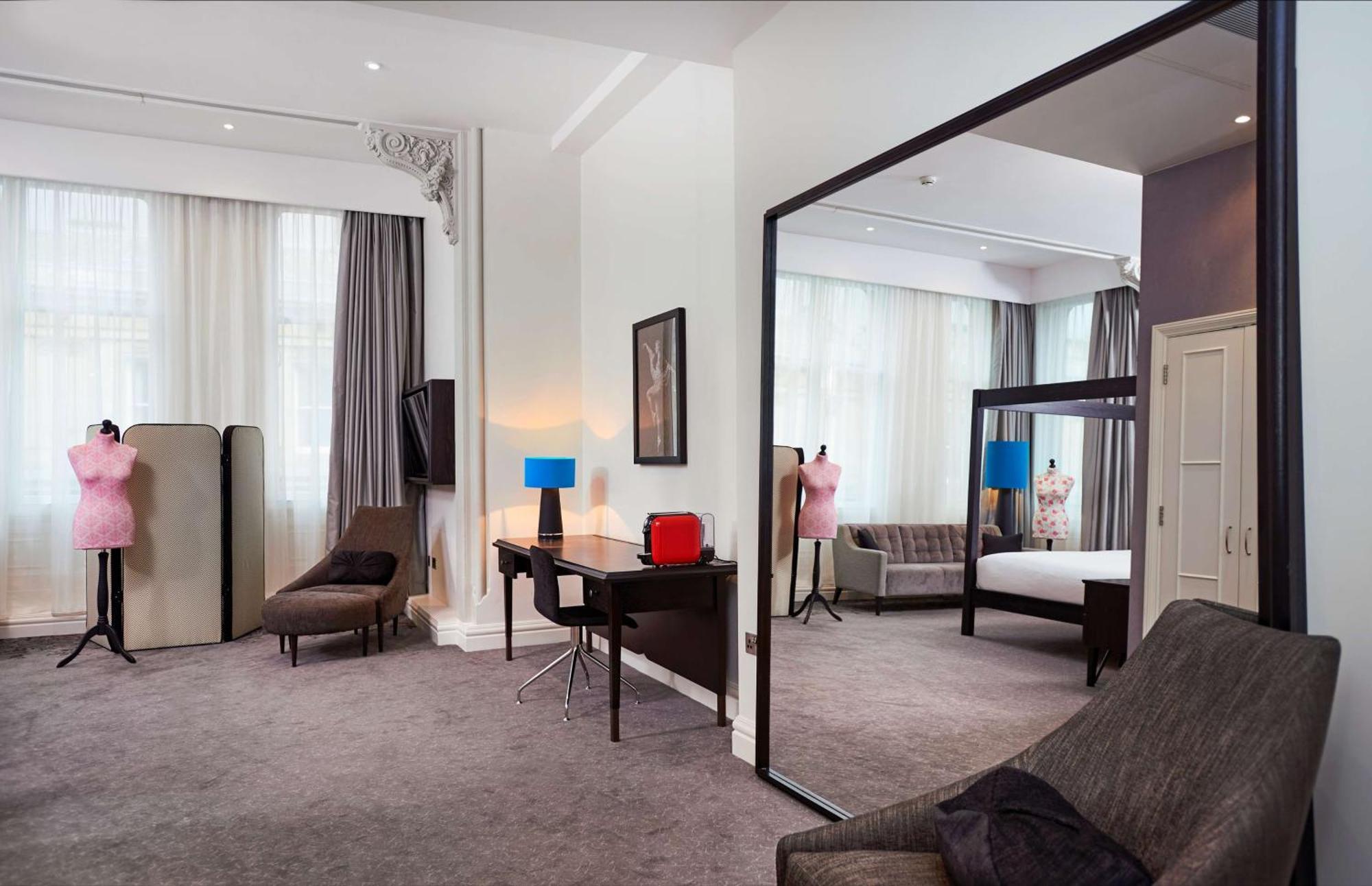 Hotel Doubletree By Hilton &