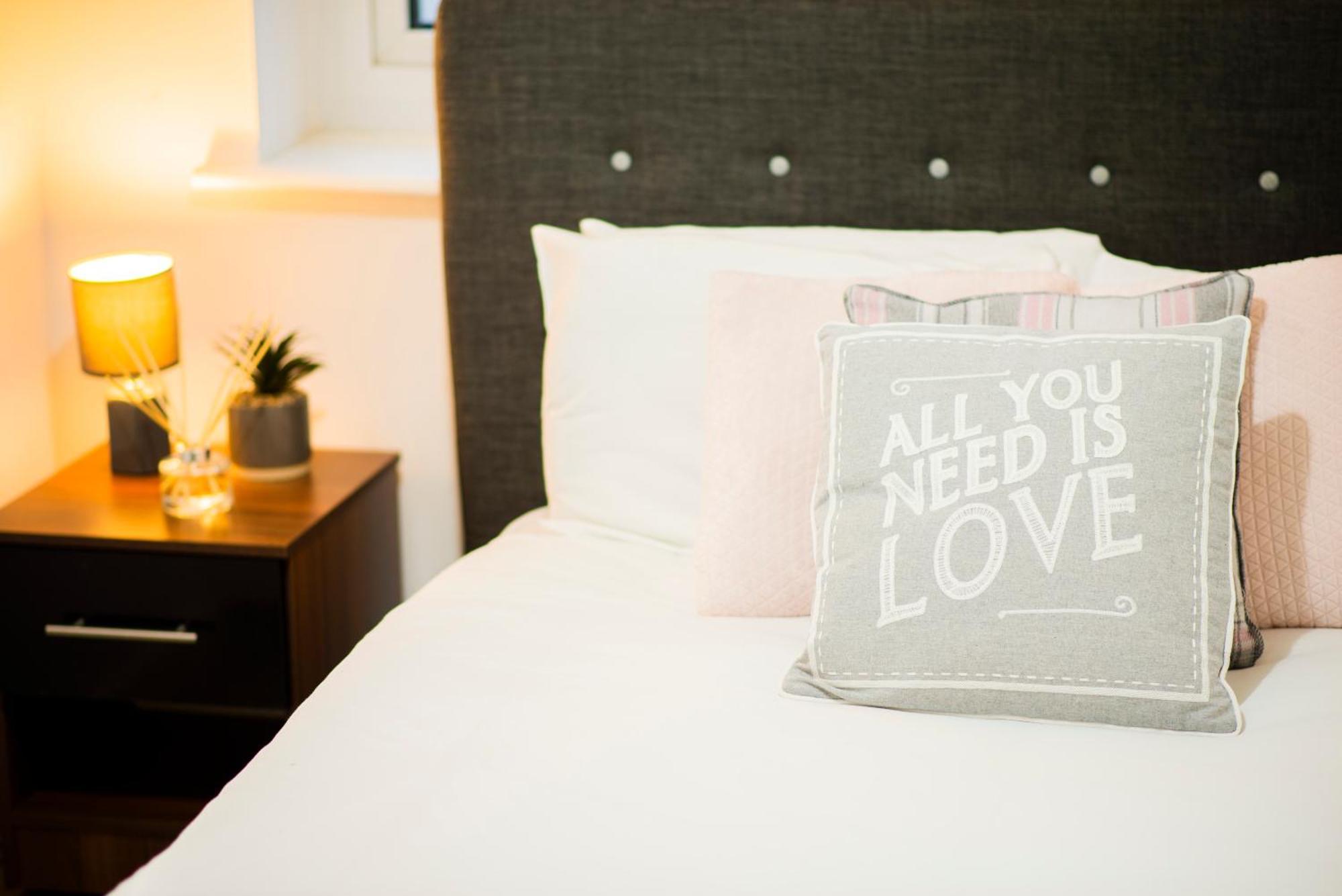 Apartment Kinetic Stays - From - Easy Commute To Popular Locations Liverpool