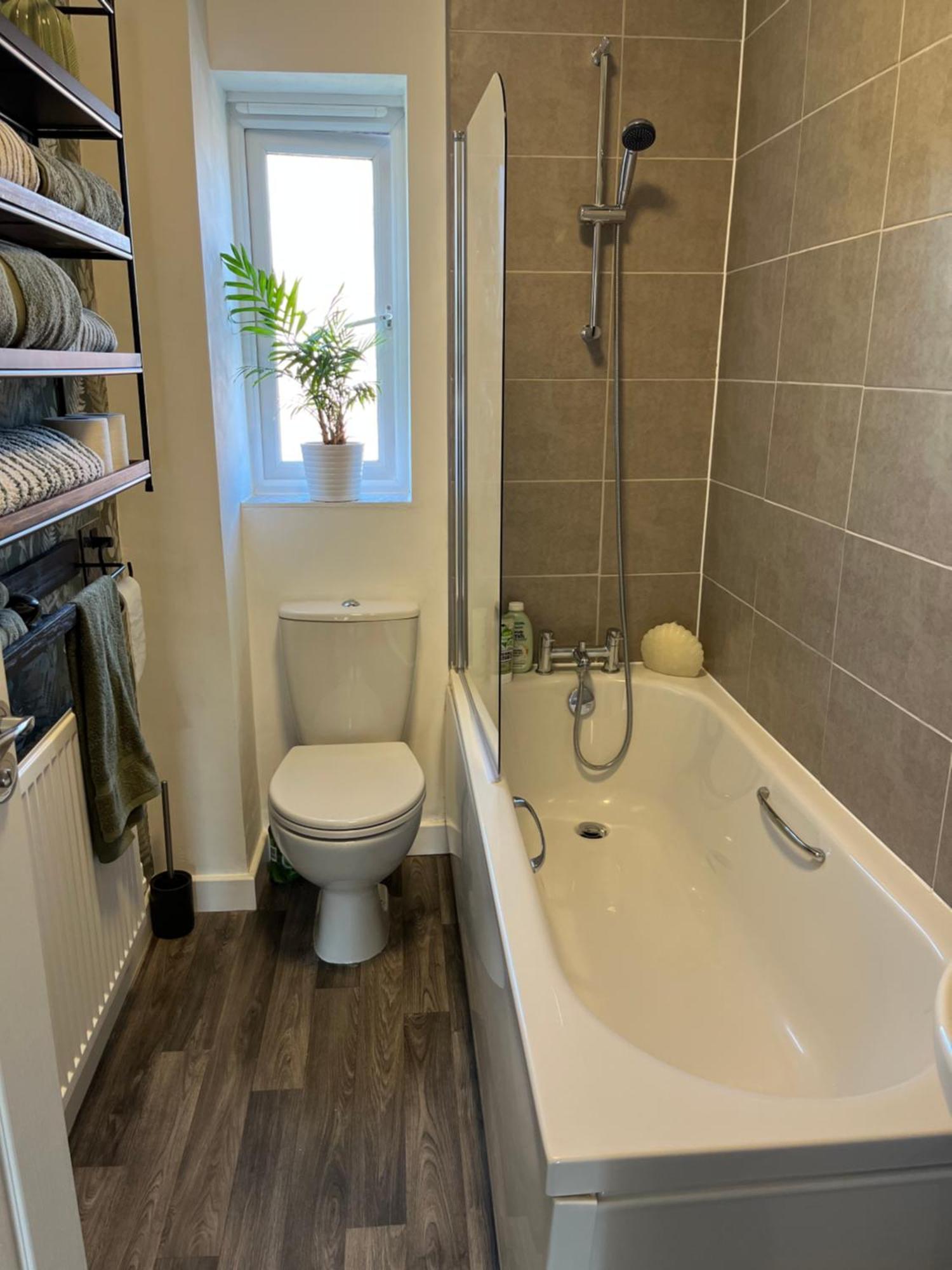 Anfield Parkview: Family With Garden Holiday home Liverpool
