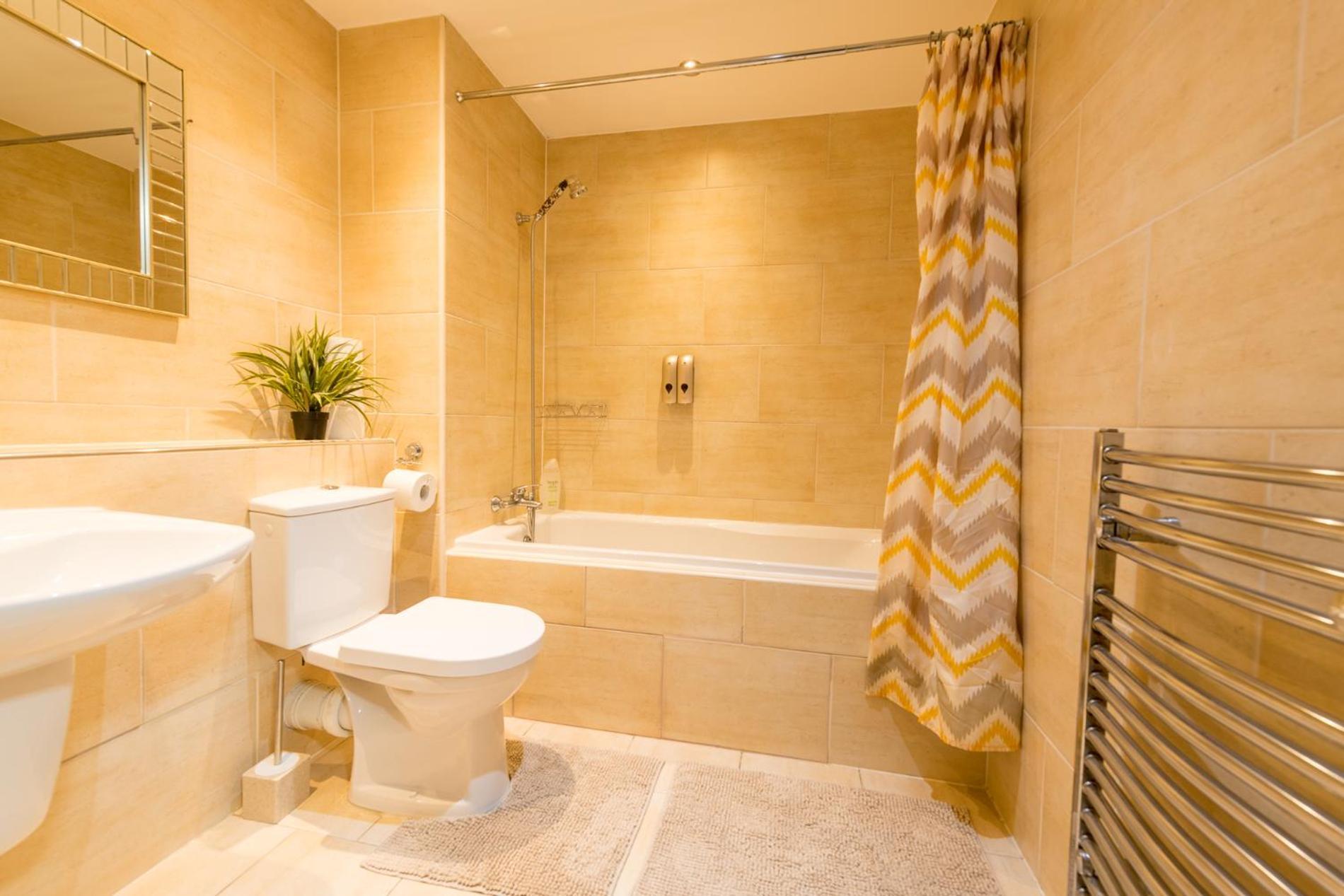 Sidemersey Livings- Convenient And 2-bedroom Haven In L1 Apartment *