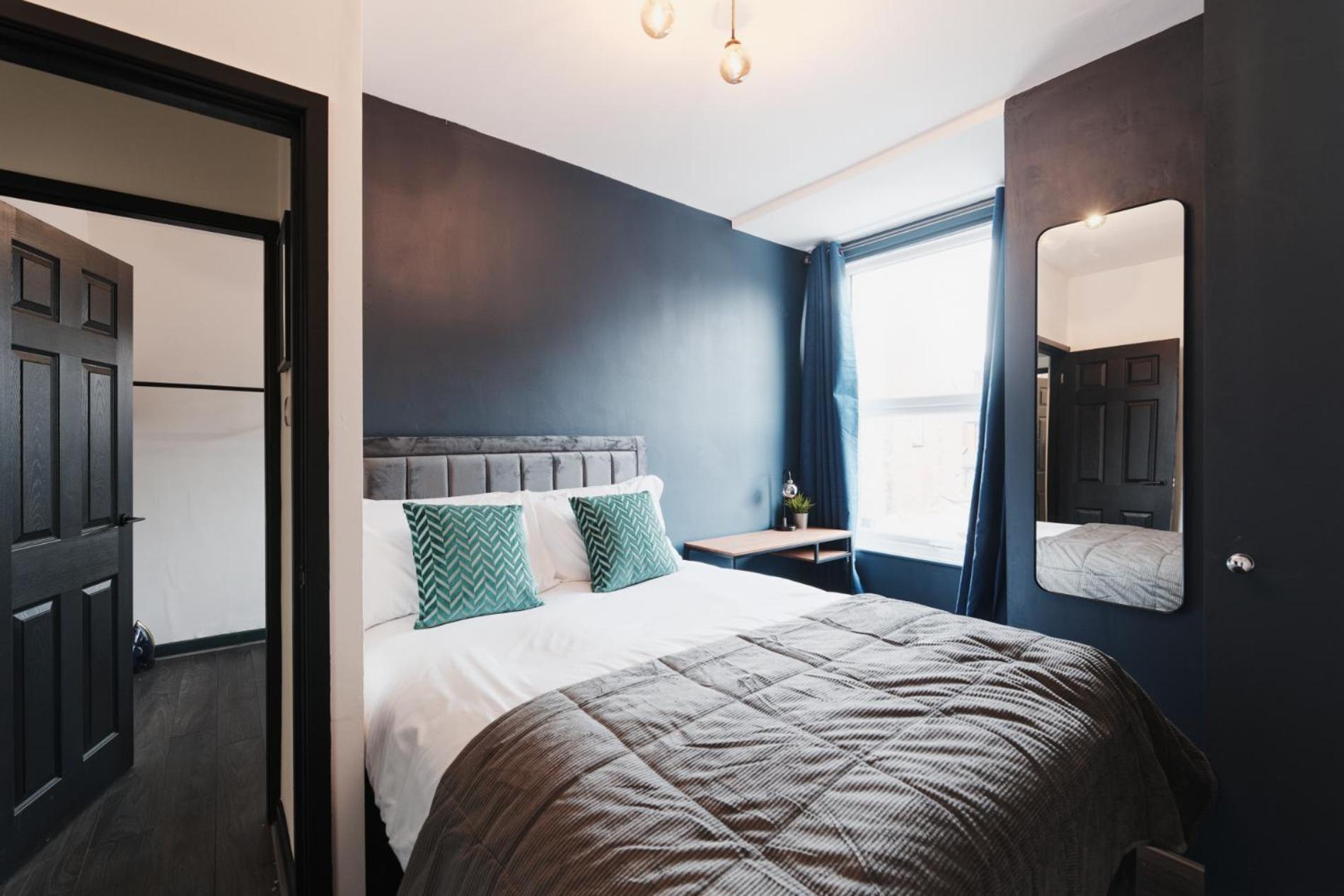 Lamara Flat 2,