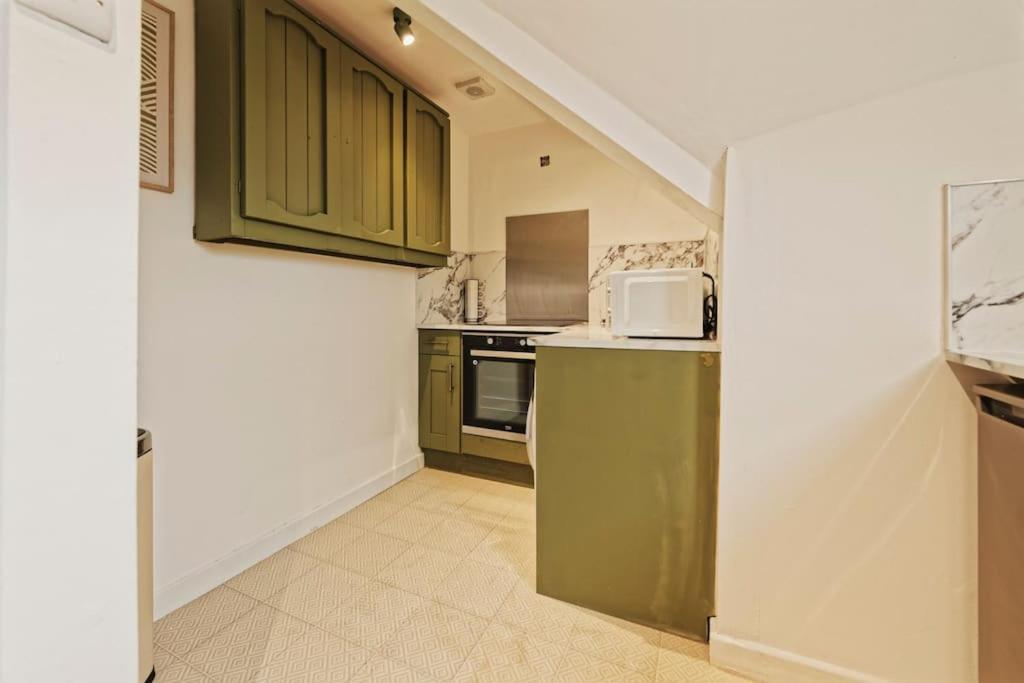 Lamara Flat 3, Liverpool