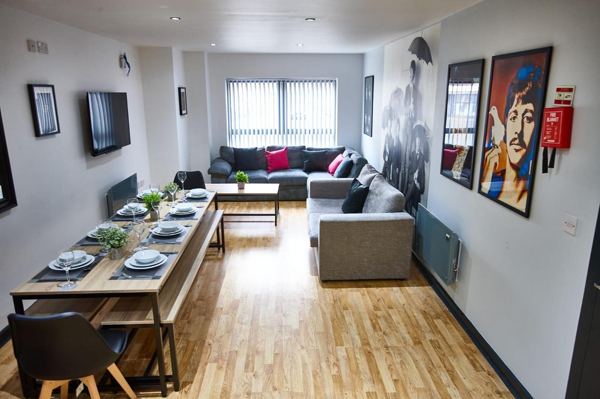Starr 6 Bedrooms, 6 Bathrooms * Liverpool