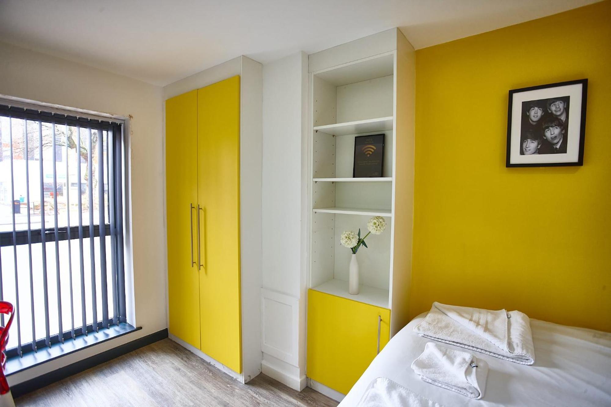 Starr 6 Bedrooms, 6 Bathrooms Apartment *
