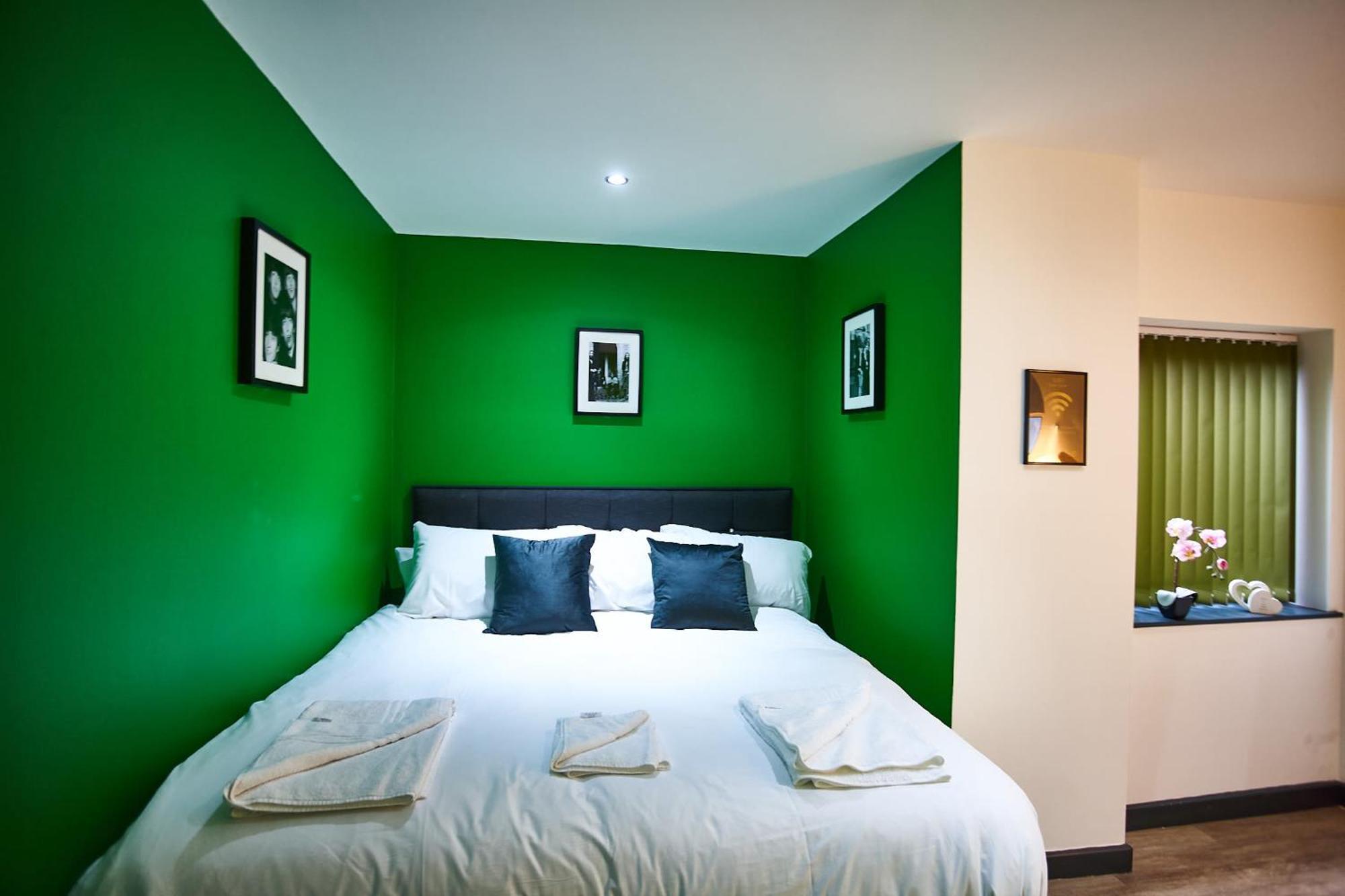 Starr 6 Bedrooms, 6 Bathrooms * Liverpool