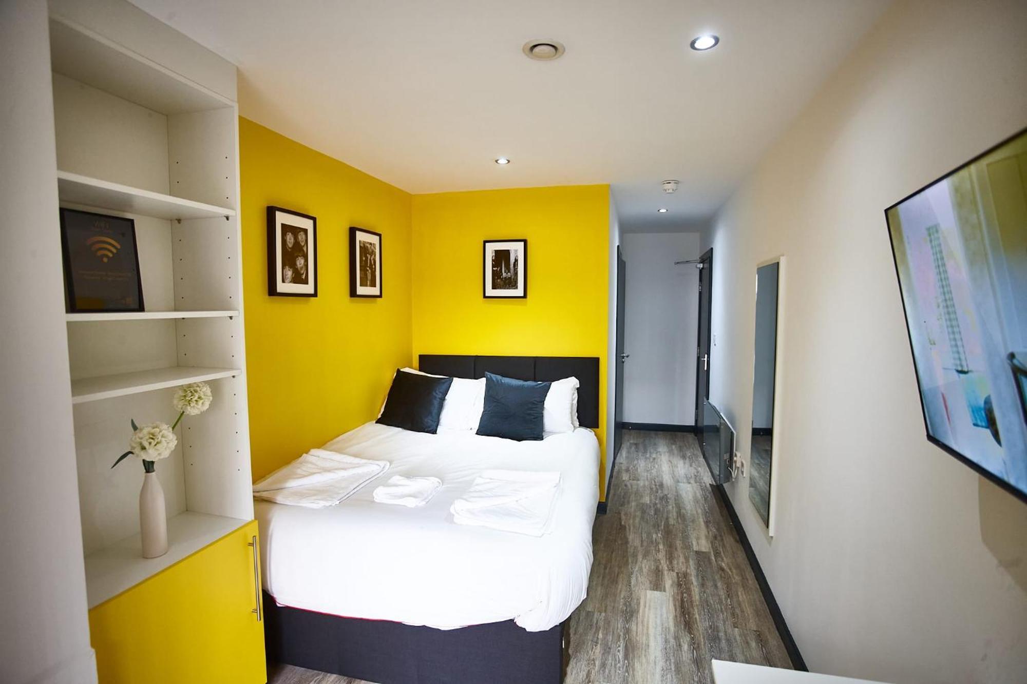 Apartment Starr 6 Bedrooms, 6 Bathrooms *