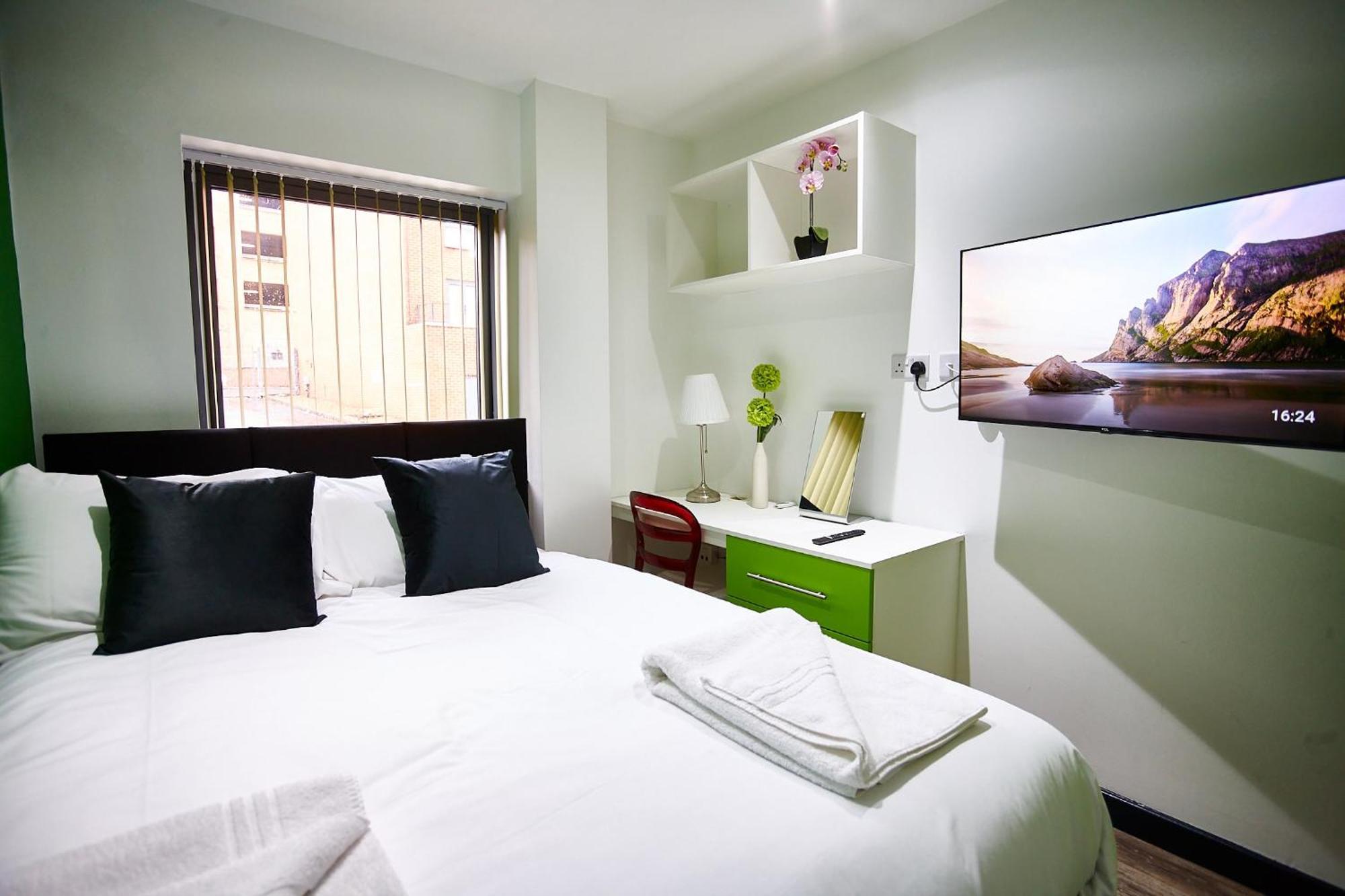 Apartment Starr 6 Bedrooms, 6 Bathrooms Liverpool