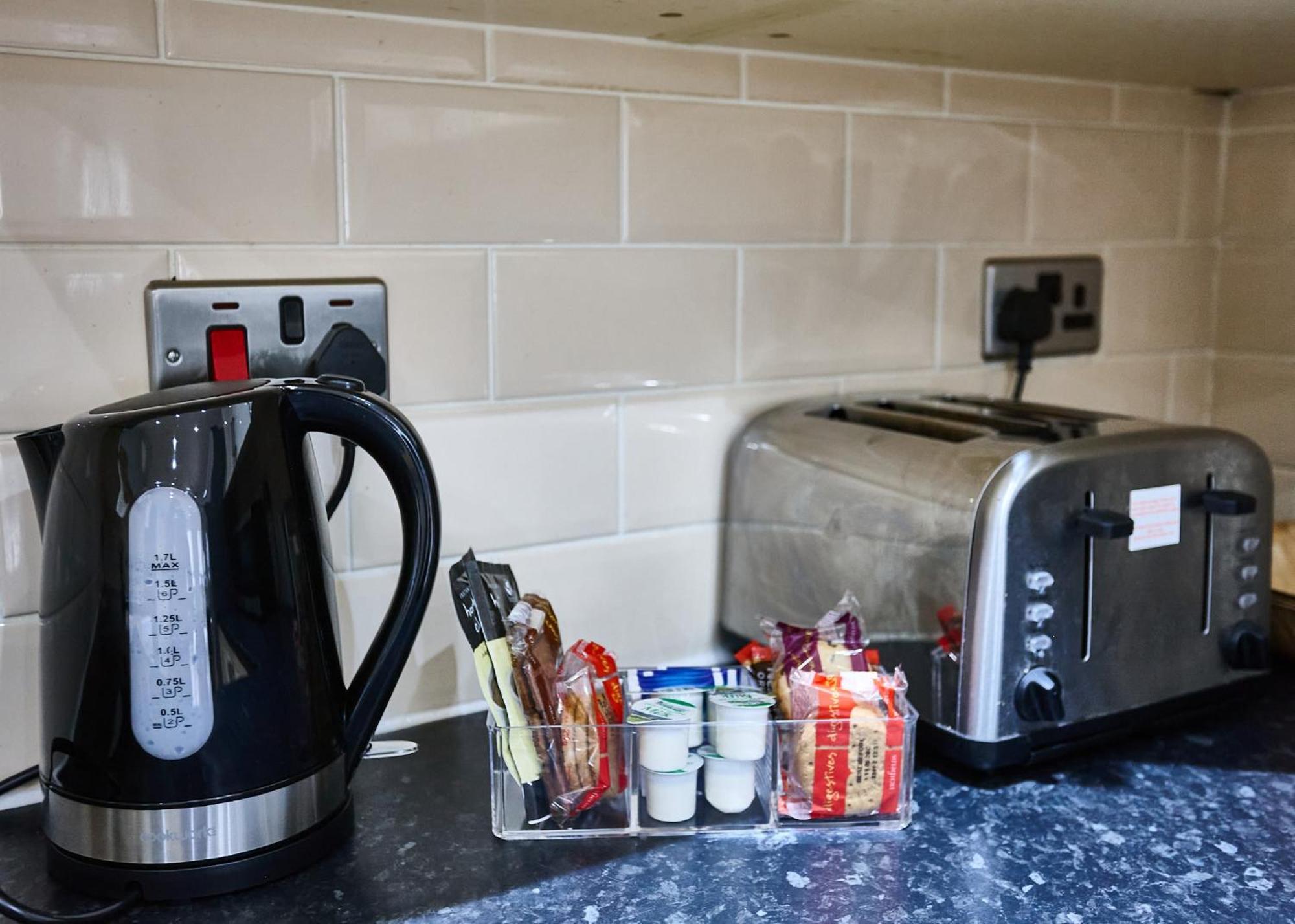 Apartment Starr 6 Bedrooms, 6 Bathrooms Liverpool