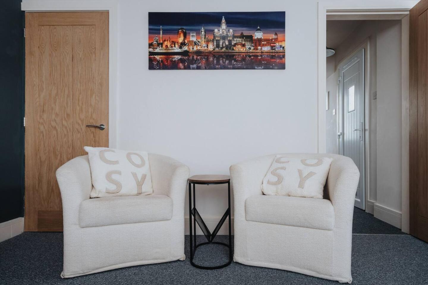 Apartment Pass The Keys Woolton - Flat Next To Station Beatles Attractions