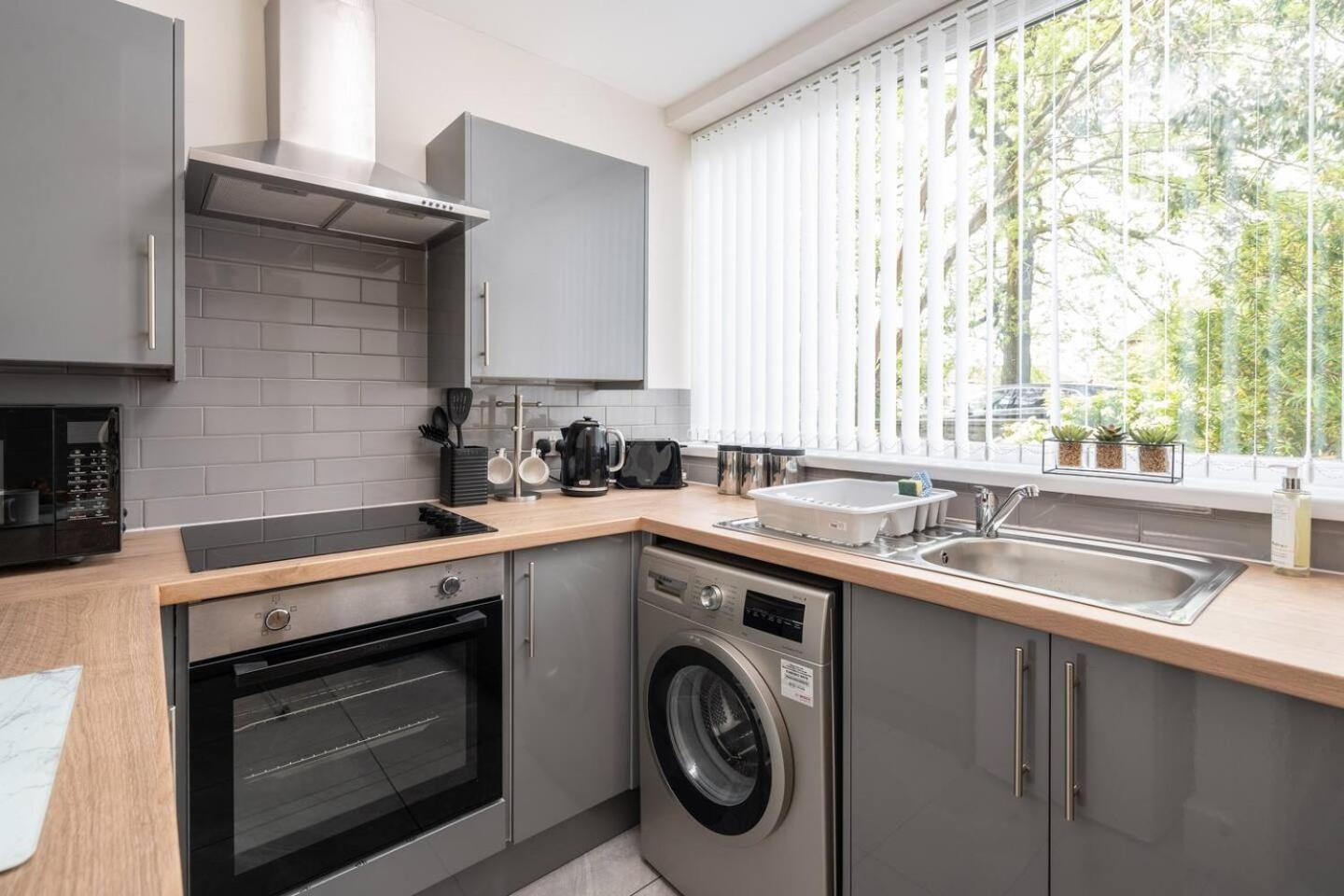 Apartment Pass The Keys Woolton - Flat Next To Station Beatles Attractions Liverpool