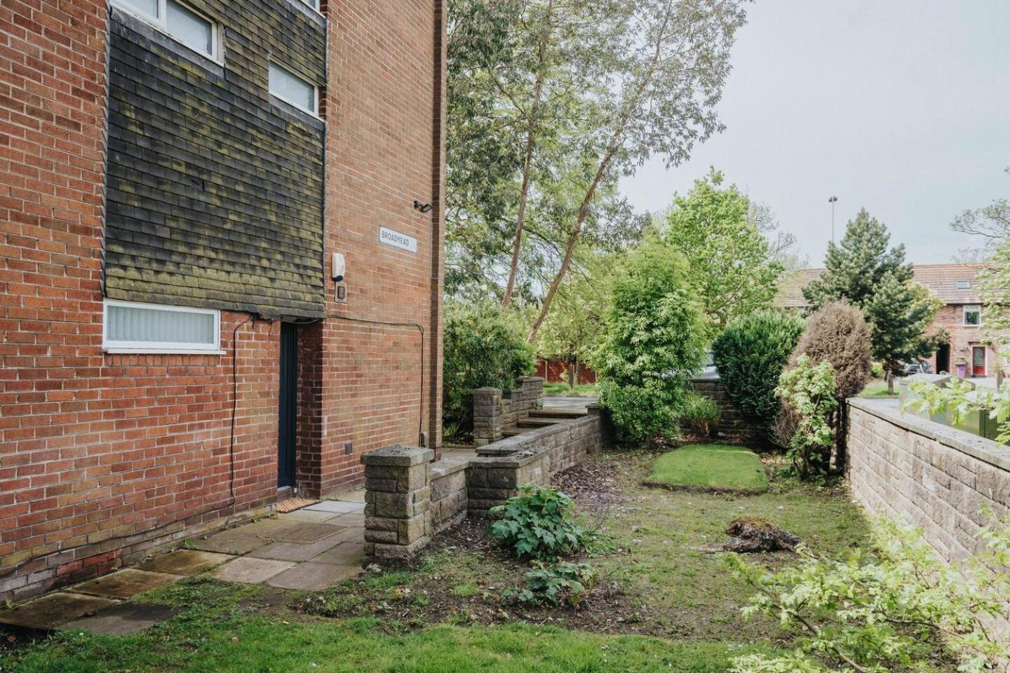 Pass The Keys Woolton - Flat Next To Station Beatles Attractions * Liverpool
