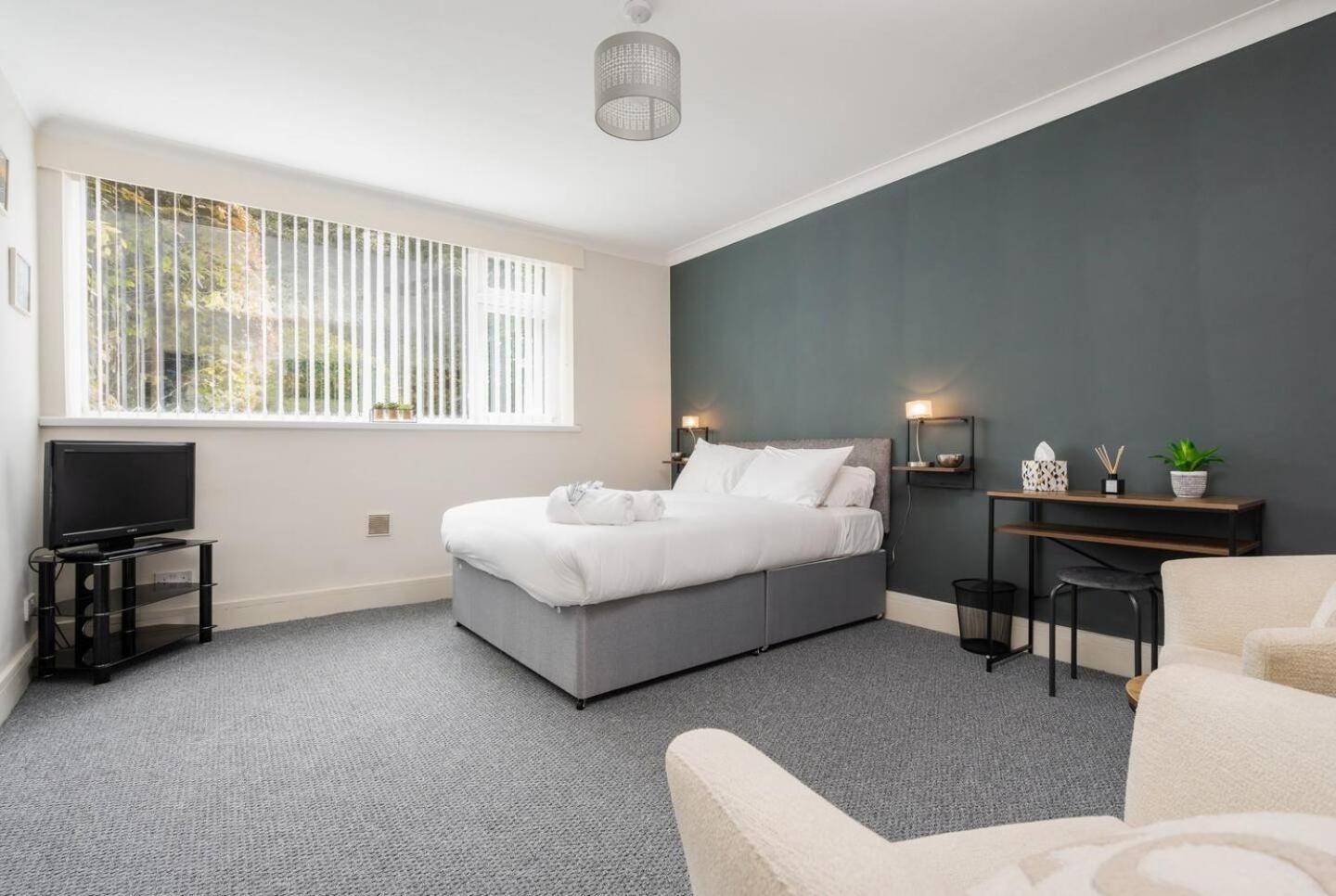 Apartment Pass The Keys Woolton - Flat Next To Station Beatles Attractions