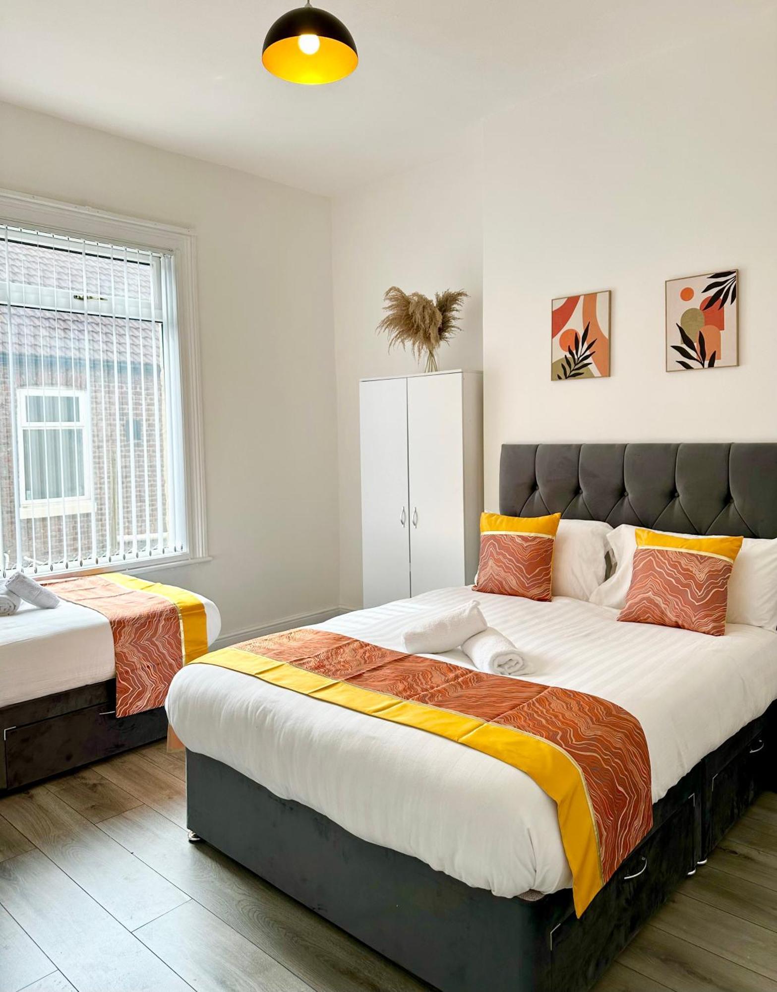 Cosy & Modern 4bd House Near Anfield Stadium *