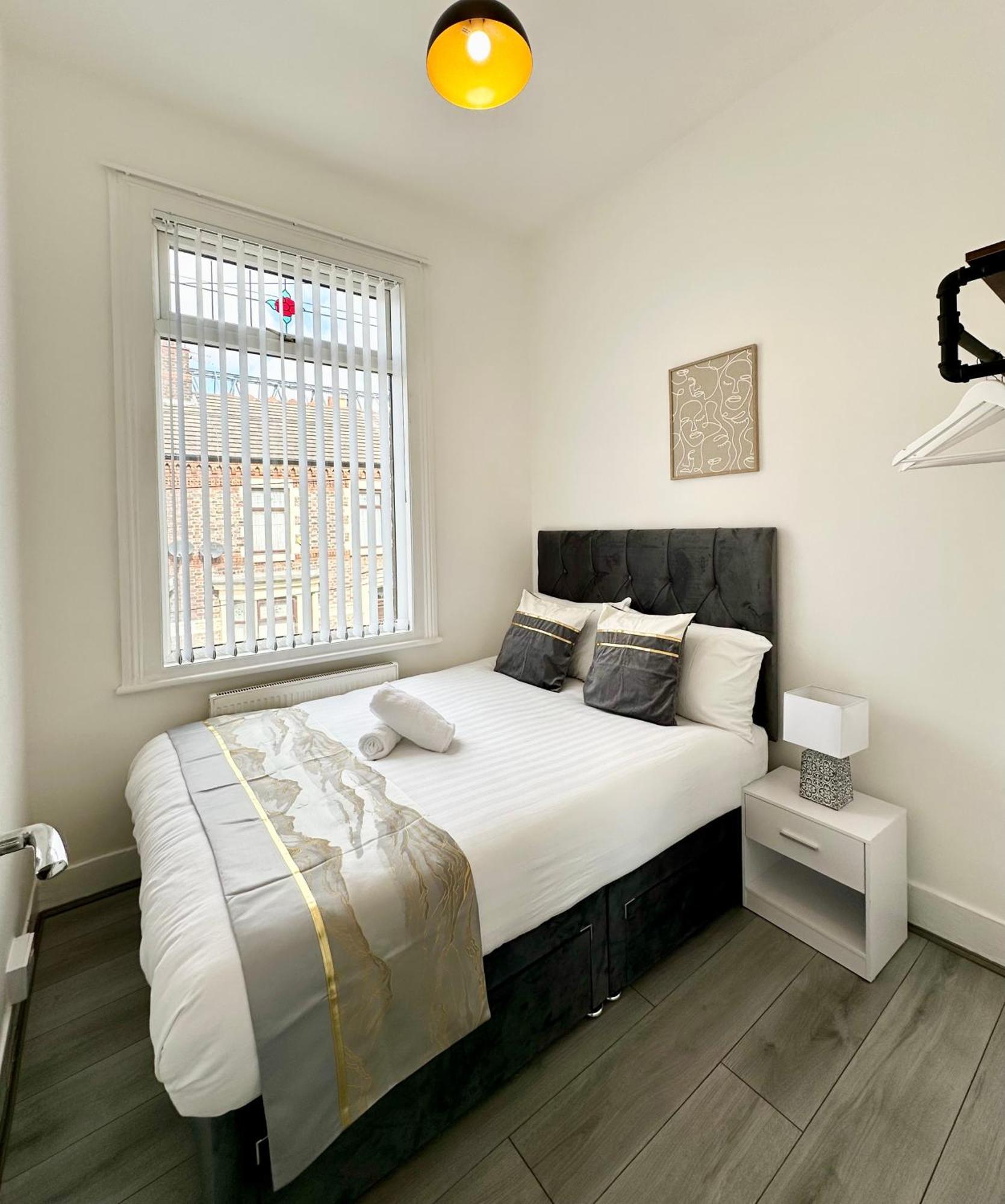 Cosy & Modern 4bd House Near Anfield Stadium * Liverpool