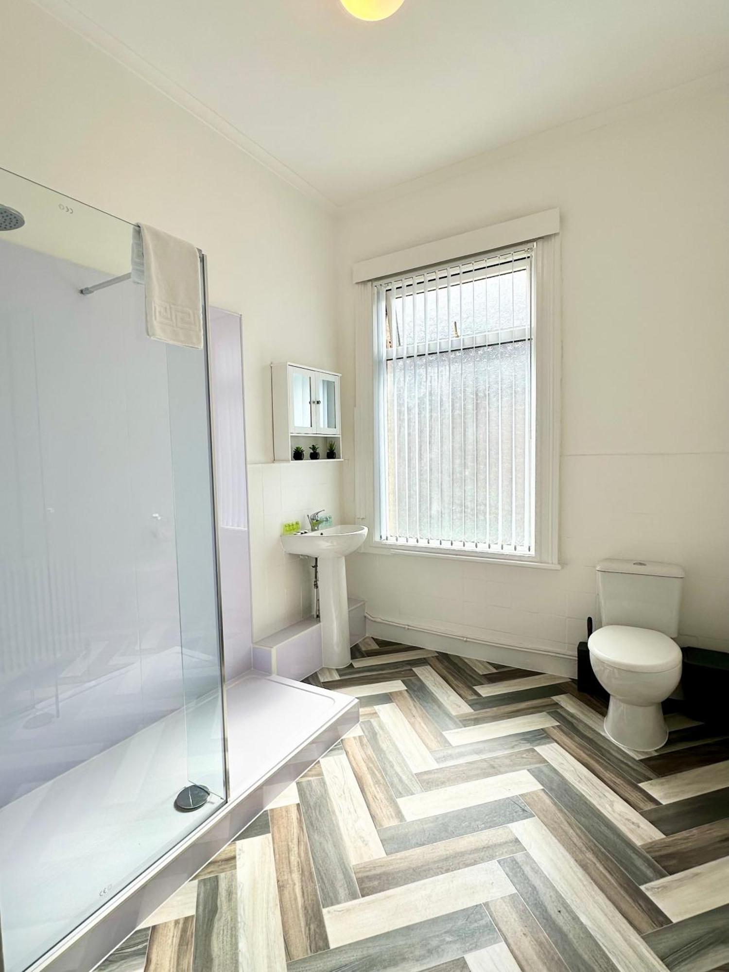 Cosy & Modern 4bd House Near Anfield Stadium Holiday home