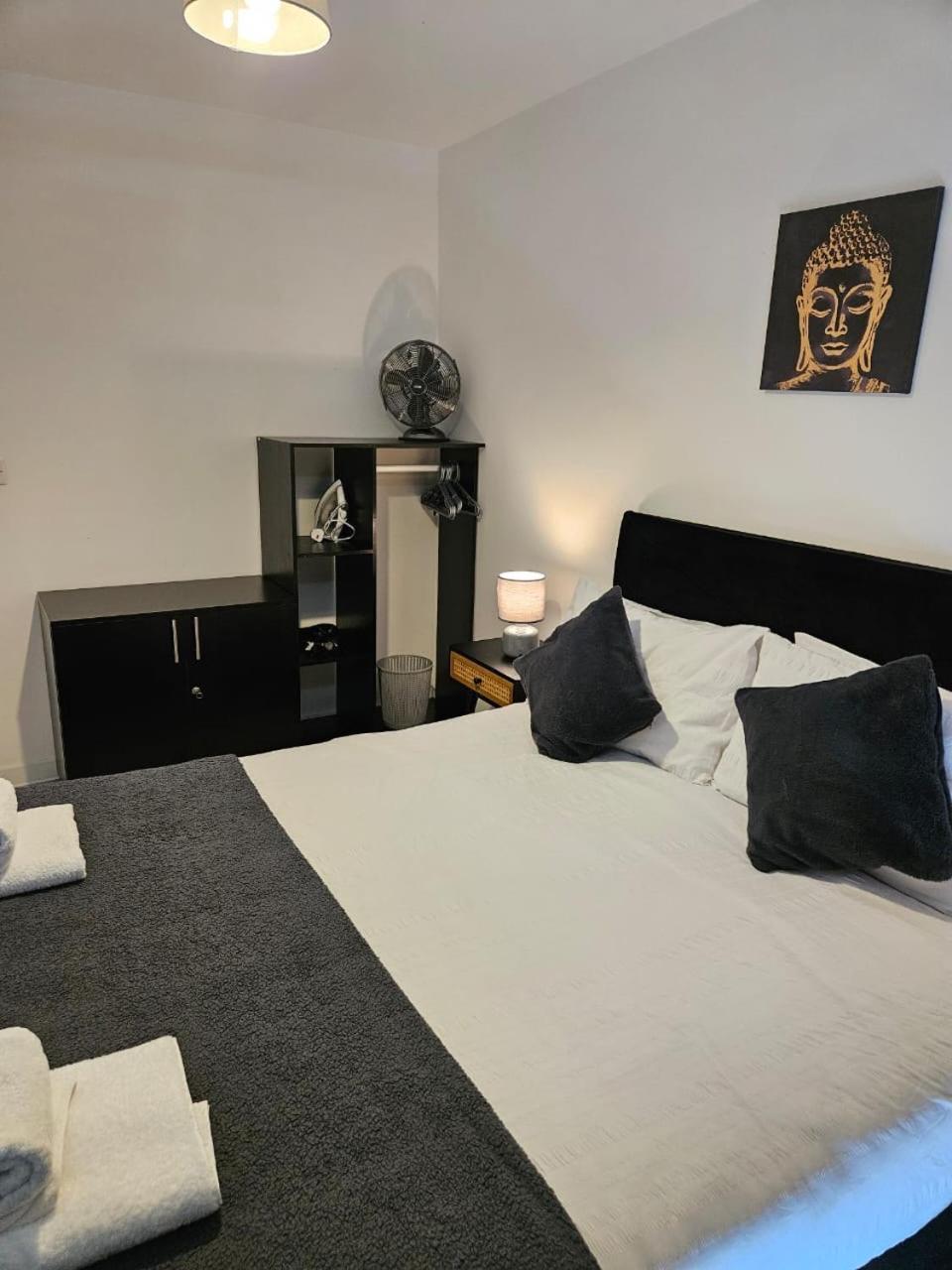 Liverpool Holiday Home * Liverpool