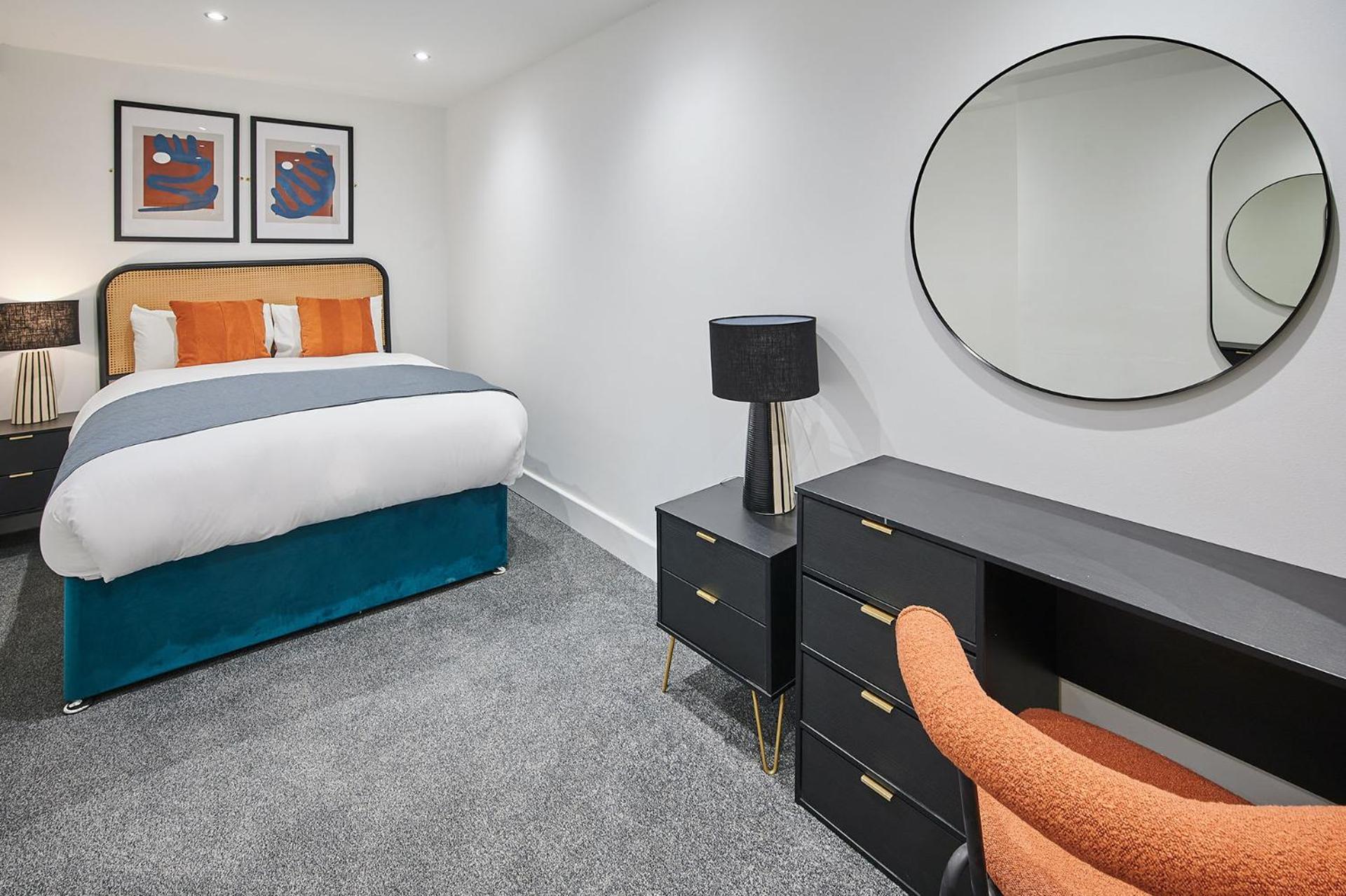 Host & - Princes Place * Liverpool