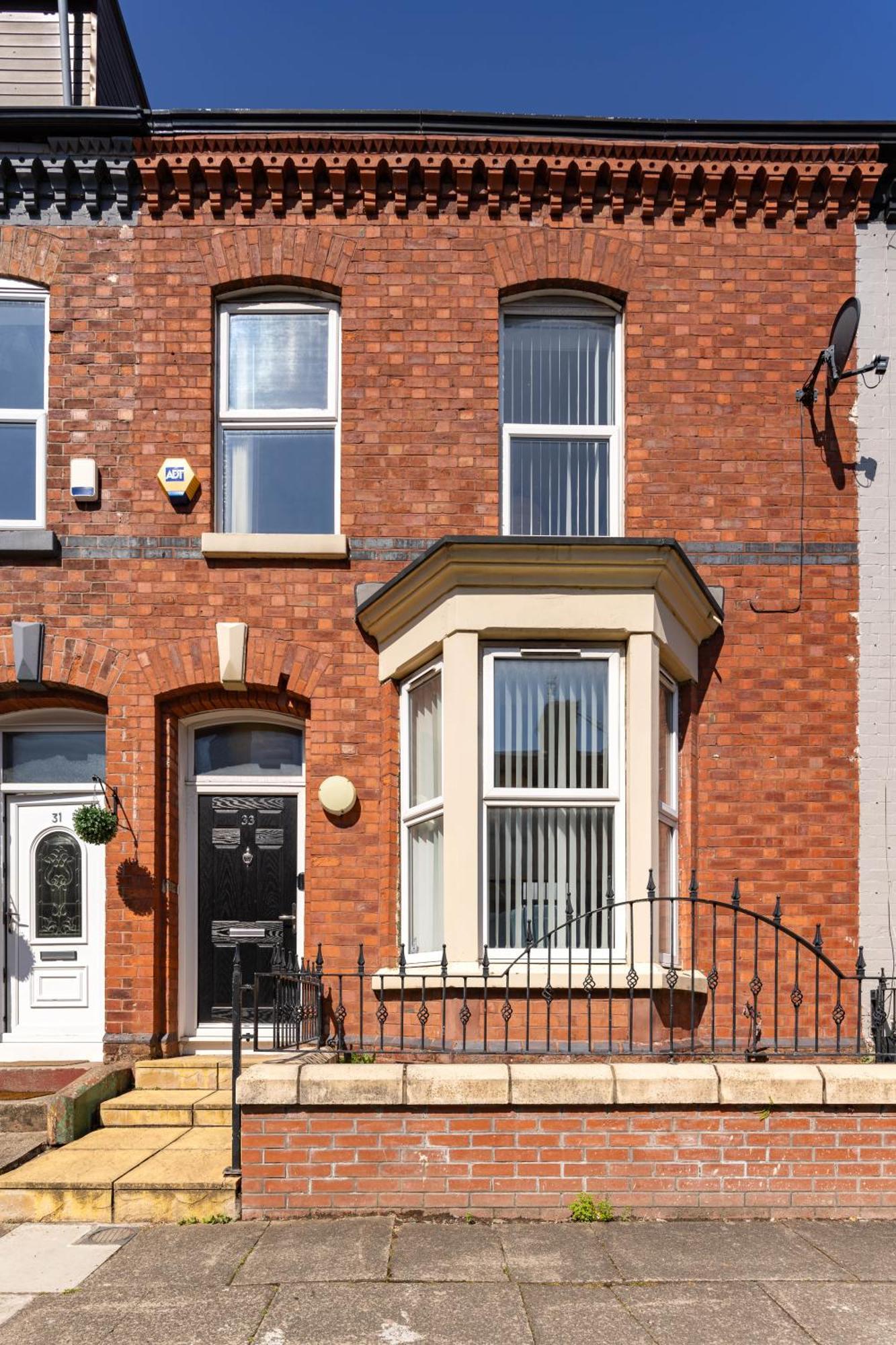 Air Host & - Rockfield House - Sleeps 8 * Liverpool