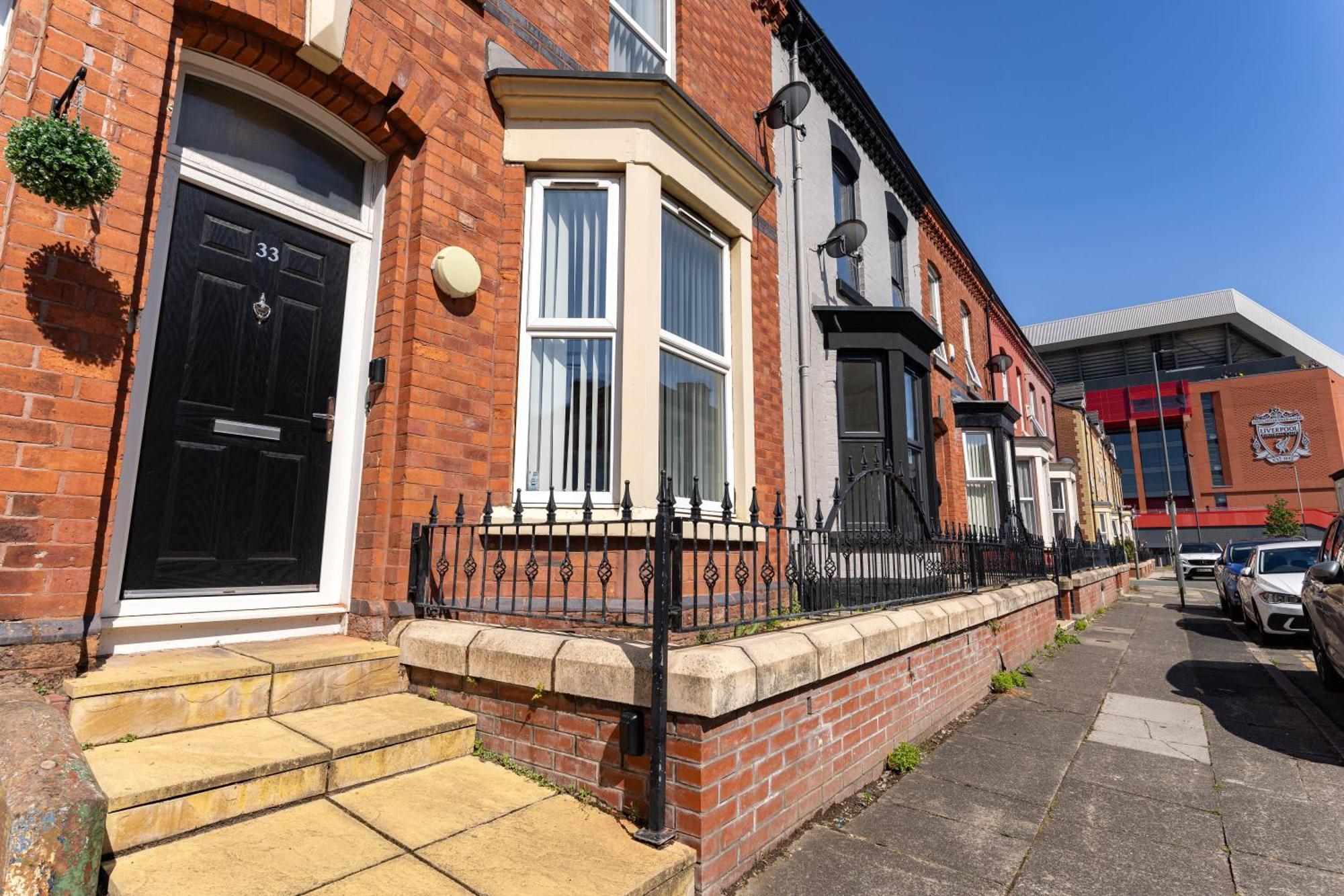Air Host & - Rockfield House - Sleeps 8 Holiday home Liverpool