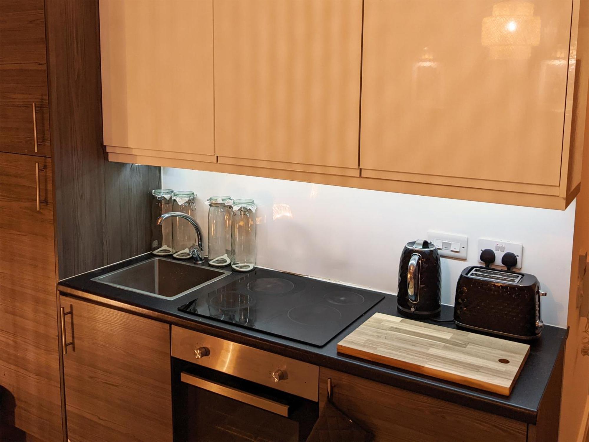 L1 Luxury Apartment
