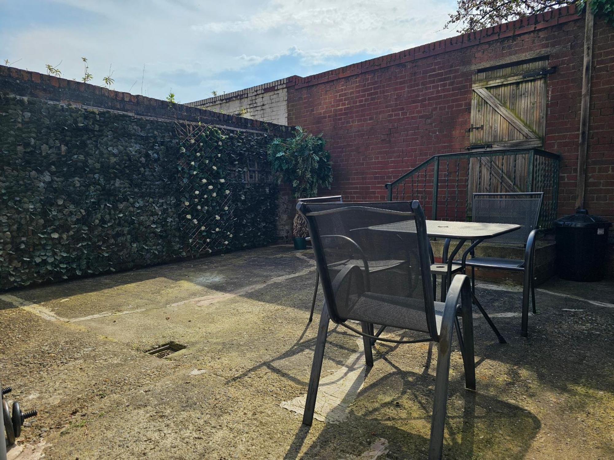Sidemersey Livings - Botanic Apartment *