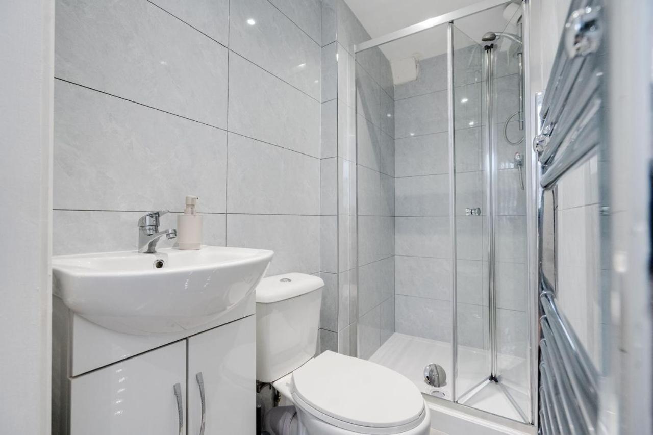 Apartment Supersized 5 Bedroom Ensuite Free Parking By Hinkley Homes Liverpool